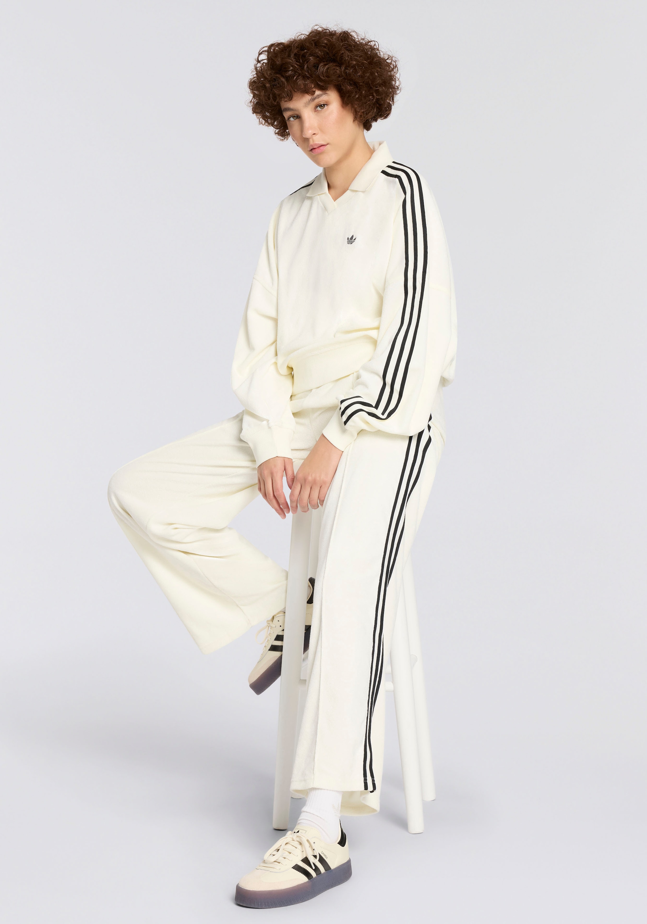 adidas Originals Sportsocken »3-STREIFEN GLITZER CREW, 2 PAAR« 2 Paar tlg. für Laufen, mit Rippbündchen, mit Glitzer auf 3-Streifen und Trefoil