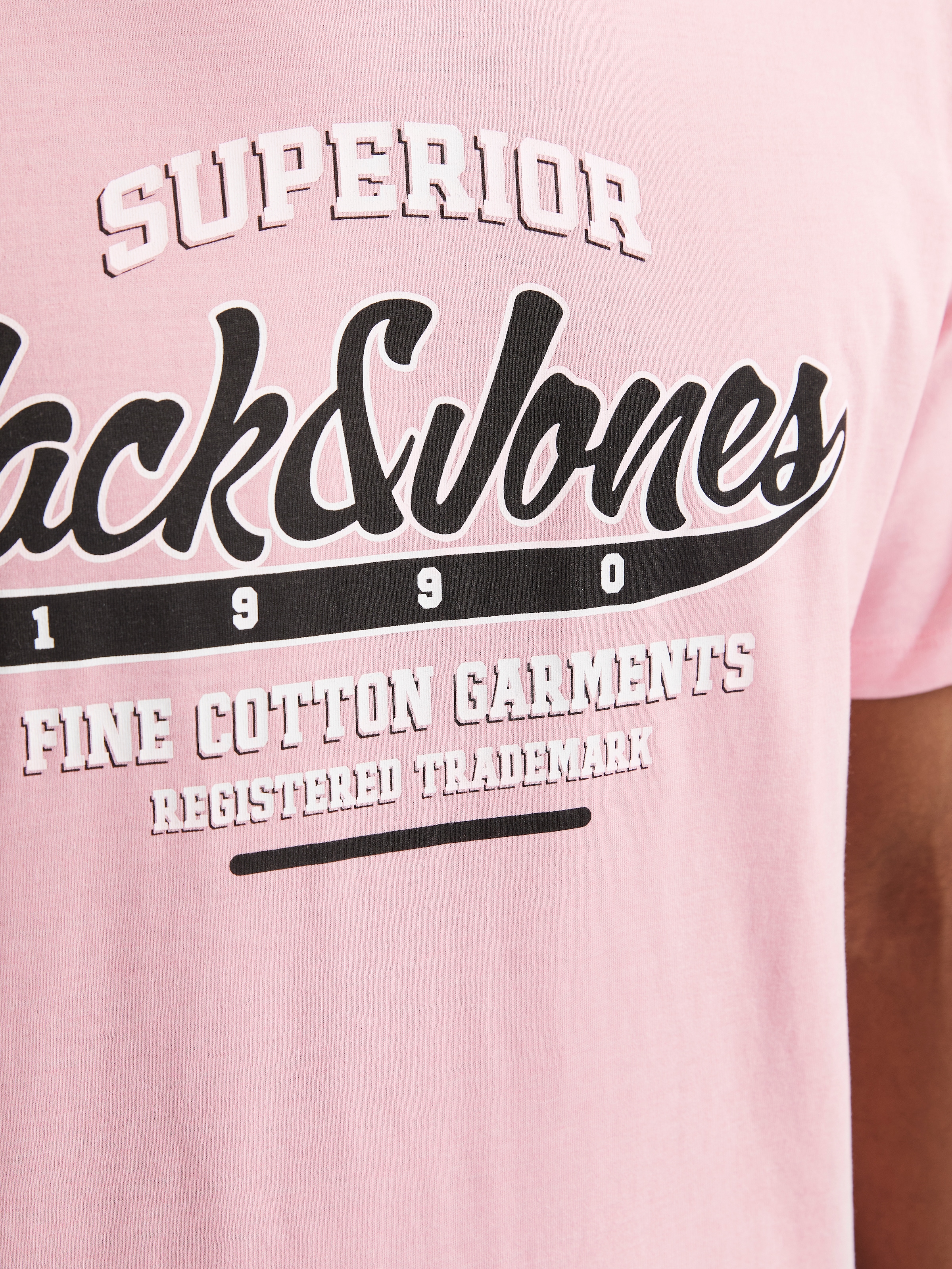 Jack & Jones Rundhalsshirt »JJELOGO TEE SS O-NECK 2 COL SS25 SN«, mit Logo Print
