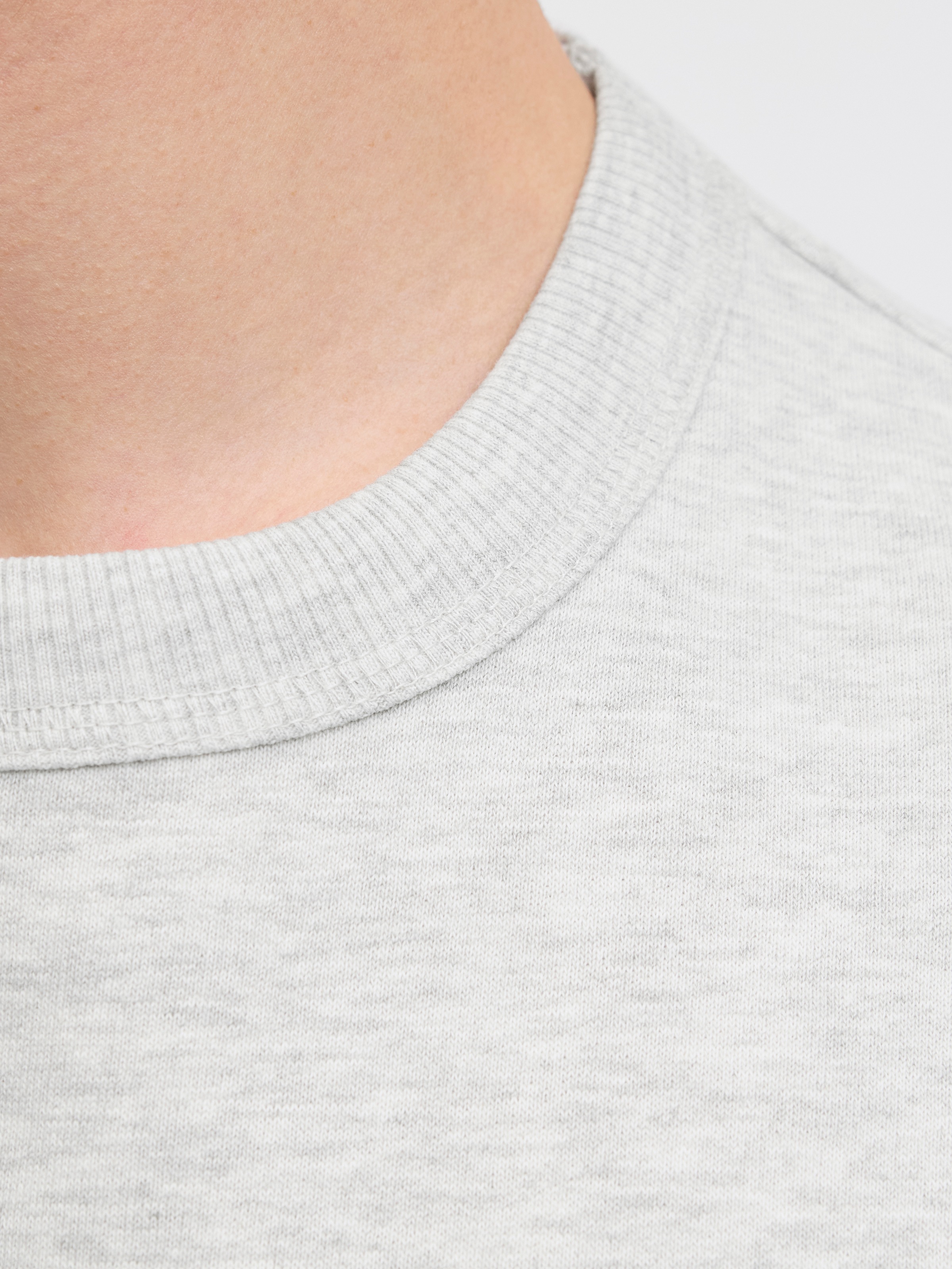 Jack & Jones Sweatshirt »JORNORREBRO EMB SWEAT CREW NOOS«