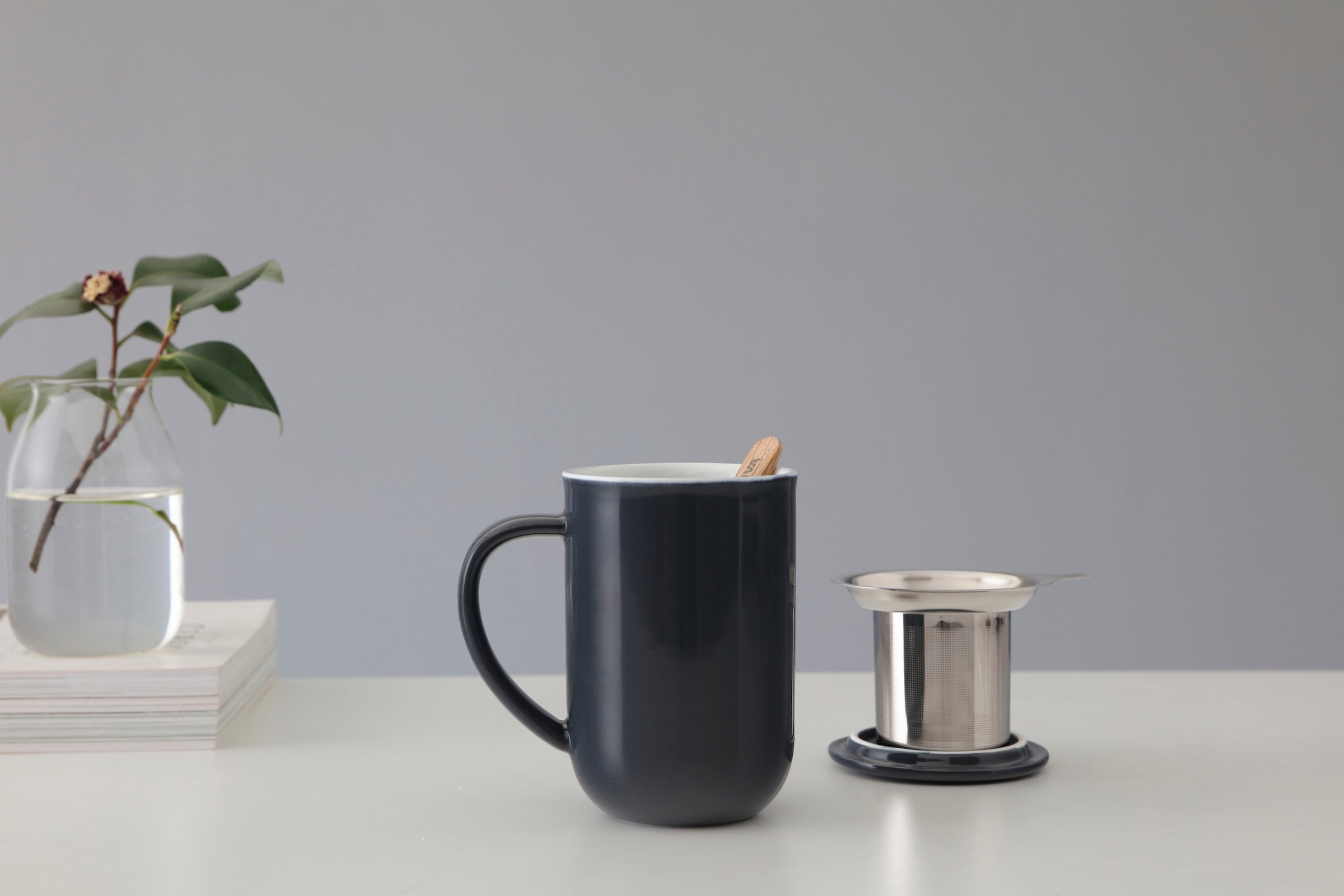 VIVA SCANDINAVIA Tasse »Balance«, Porzellan, mit Teesieb und Deckel, 500 ml