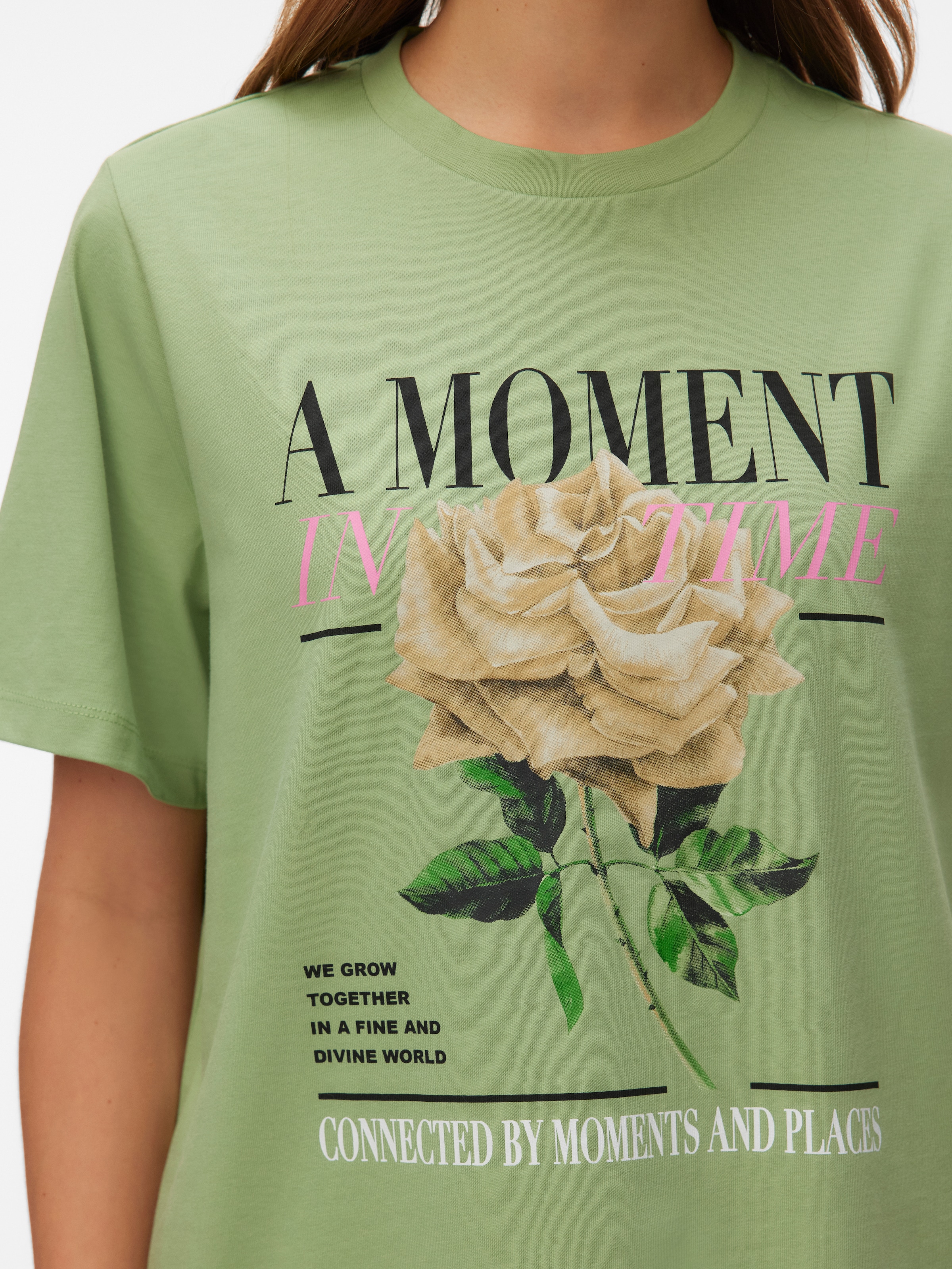 Vero Moda Kurzarmshirt »VMURENA CATY SS TOP BOX JRS« mit floralem Print