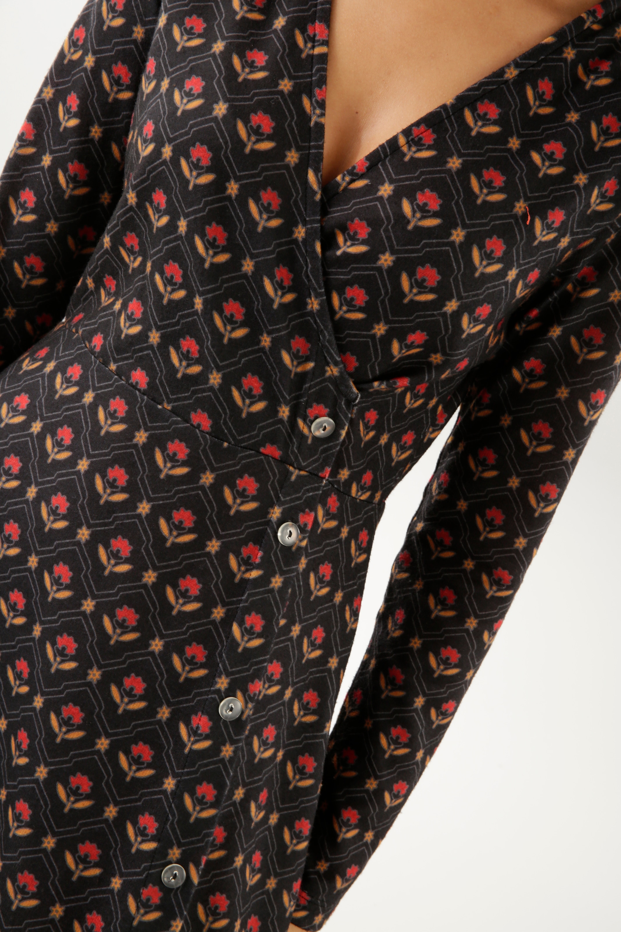 OTTO Retromuster Jerseykleid, mit bestellen Aniston CASUAL farbharmonischem bei