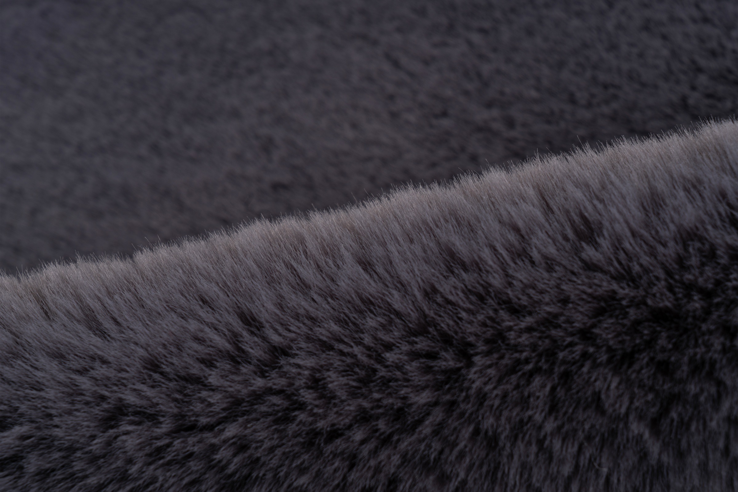 Obsession Fellteppich »Infinity 201« fellförmig 40 mm Höhe Kunstfell, Uni Farben, Kaninchenfell Haptik, supersoft