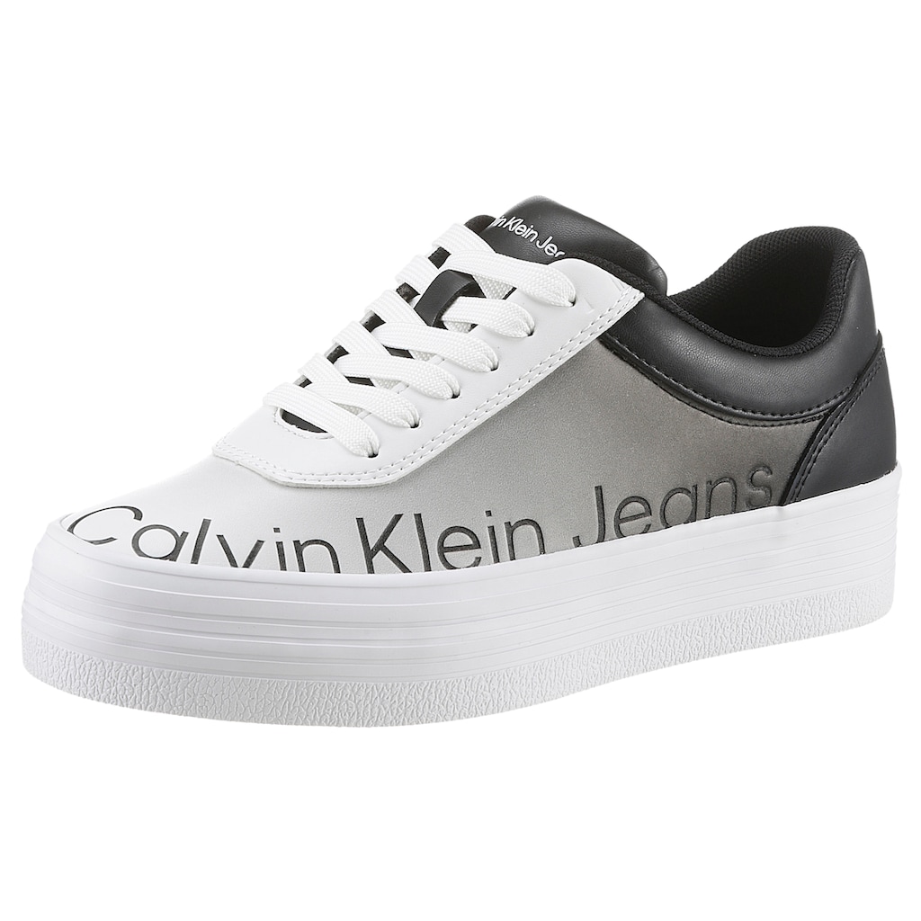 Calvin Klein Jeans Plateausneaker »BOLD VULC FLATF LOW LTH IN SAT«, mit Logoschriftzug, Freizeitschuh, Halbschuh, Schnürschuh