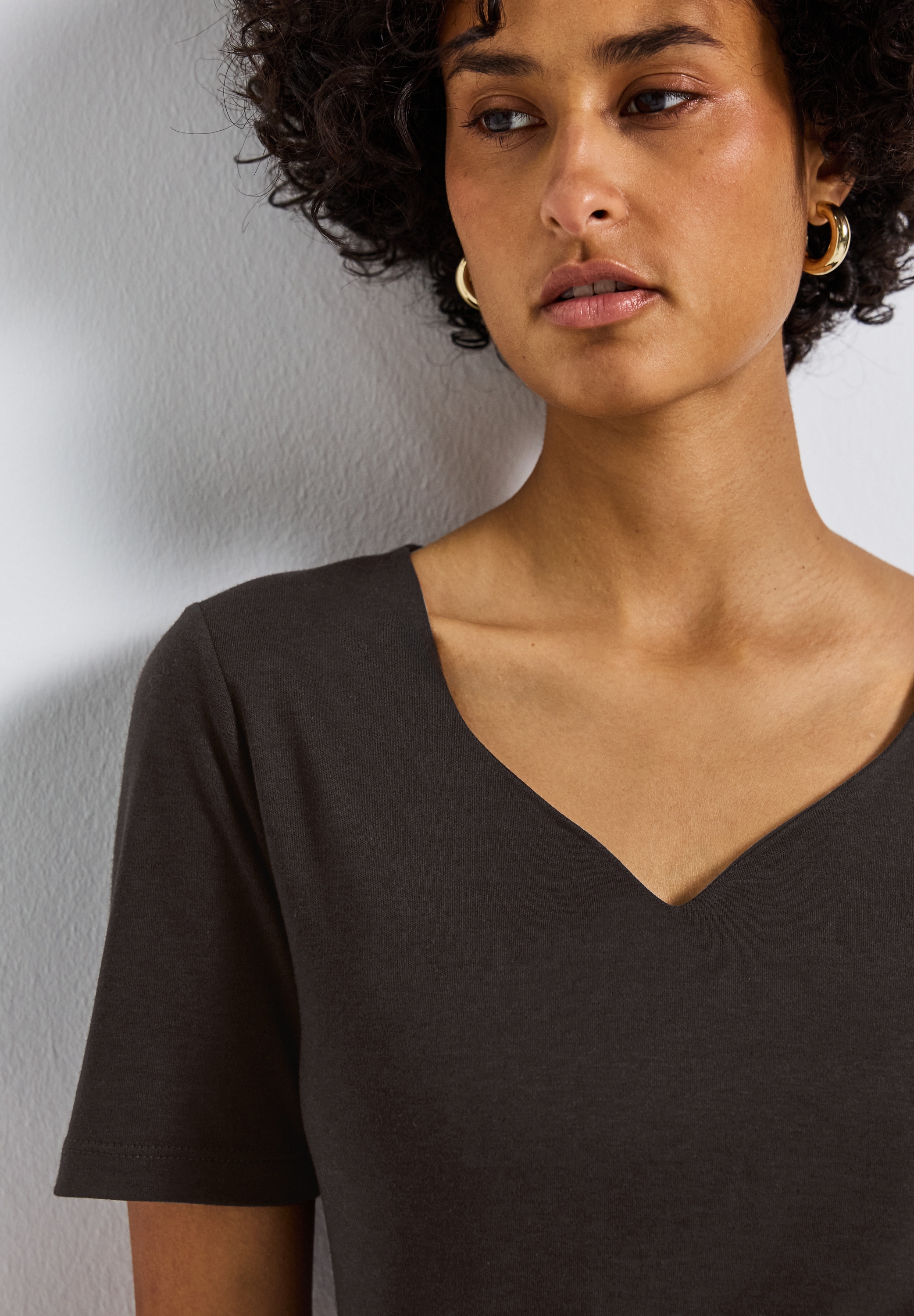 STREET ONE T-Shirt, mit Herzausschnitt