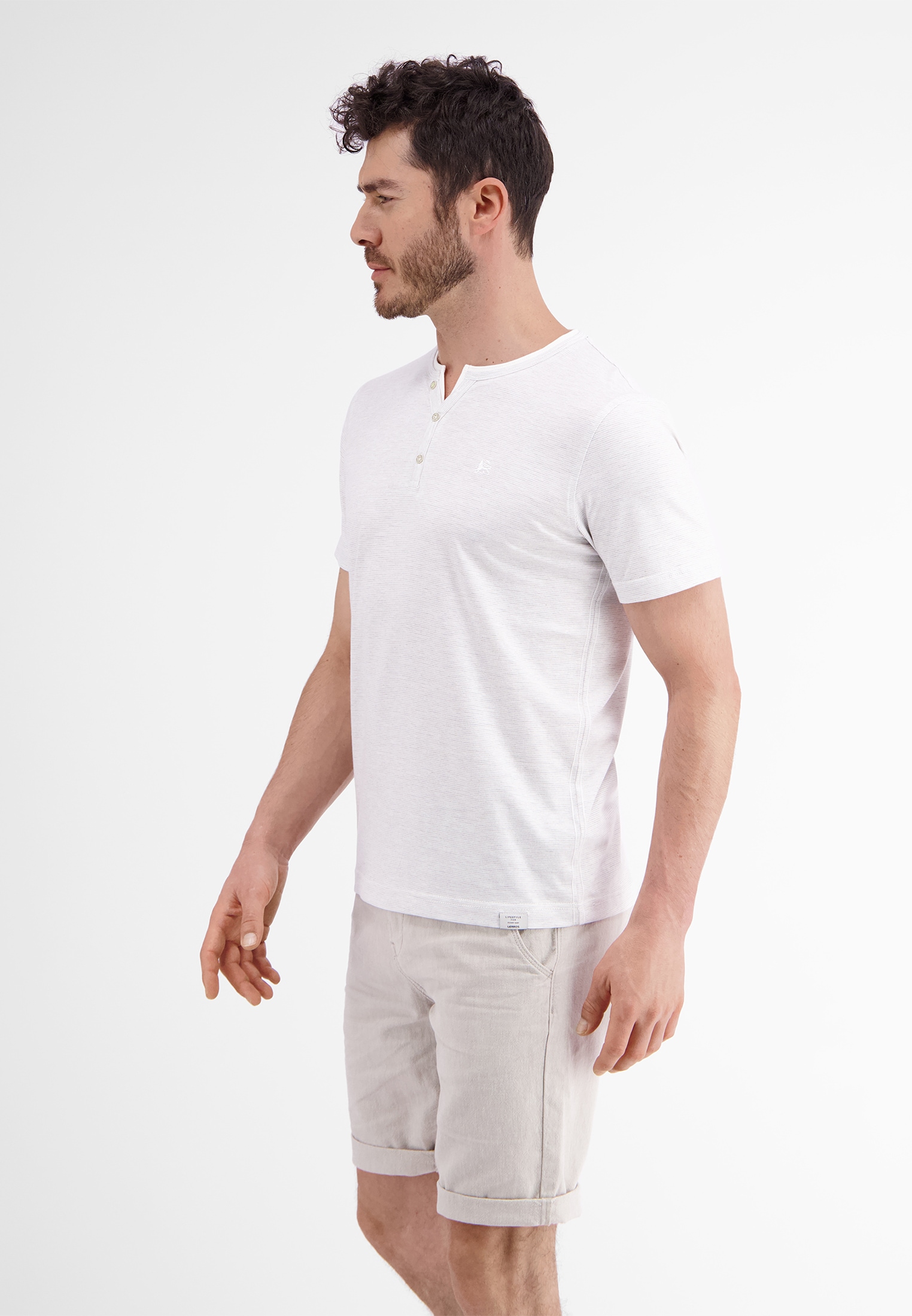 LERROS T-Shirt »LERROS Serafino mit Finelinerstreifen, washed«