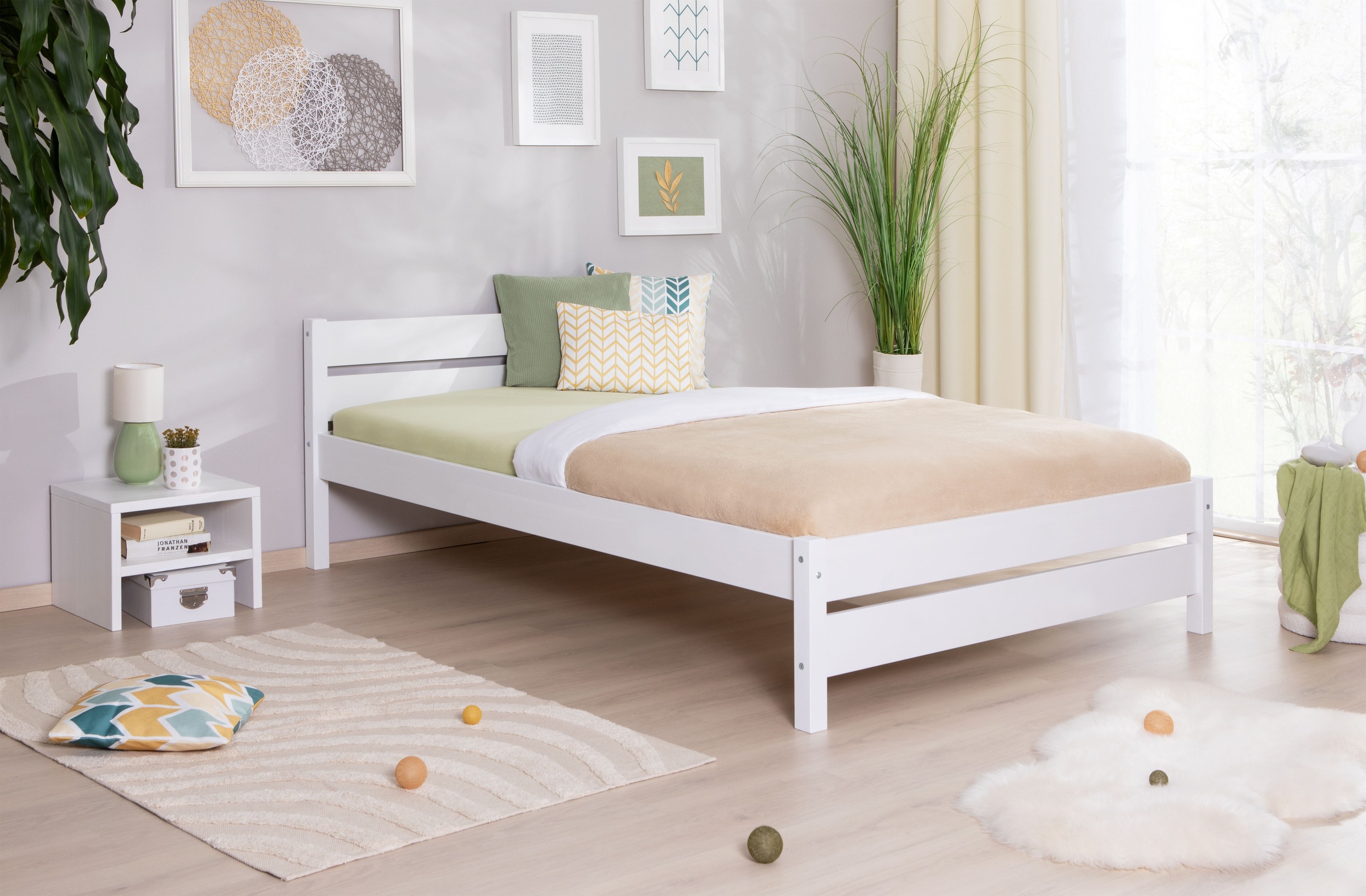 Ticaa Massivholzbett »Bora«, ideal fürs Kinder- und Jugendzimmer, inklusive Rollrost