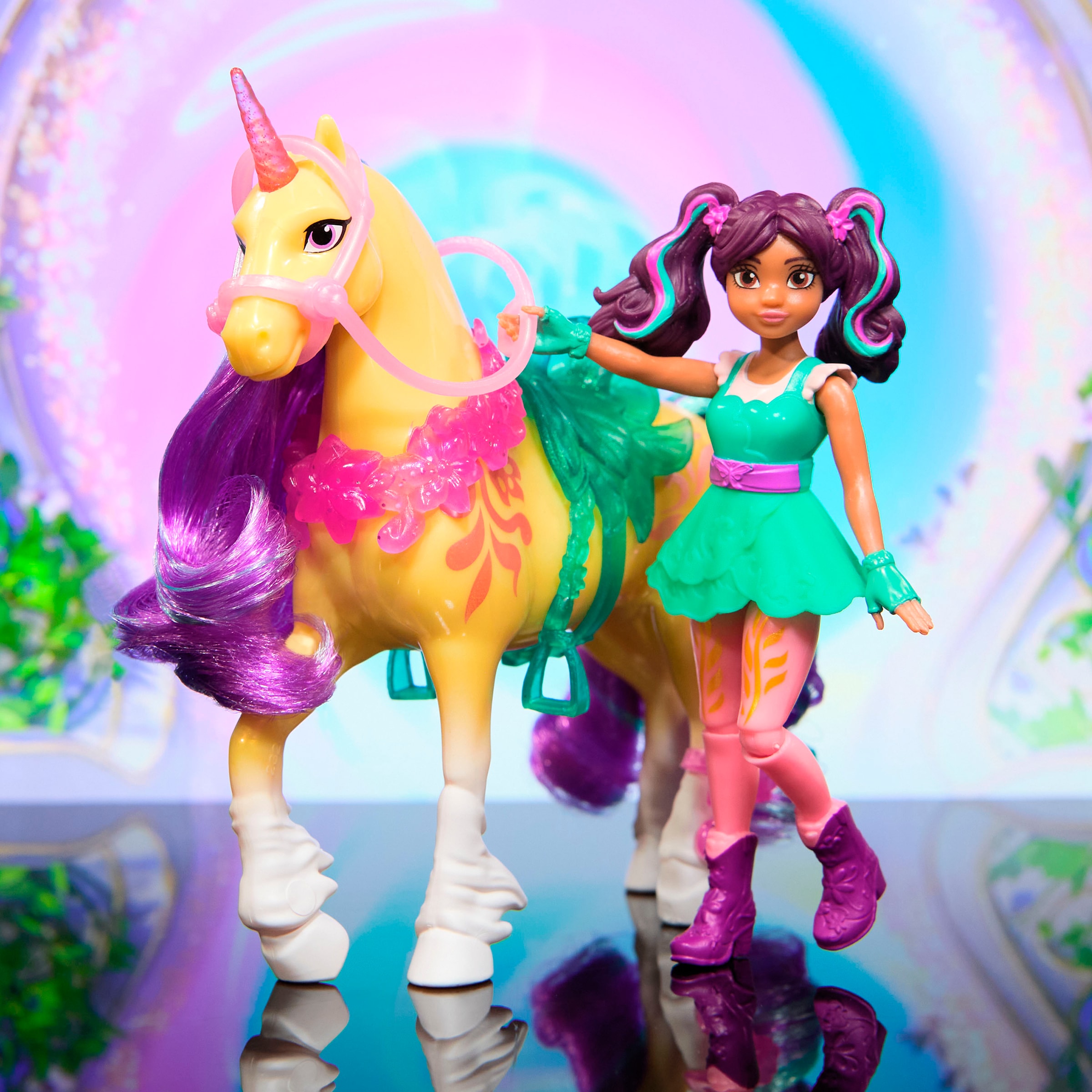 Spin Master Anziehpuppe »Unicorn Academy - Ava & Einhorn Leaf« mit echter Mähne