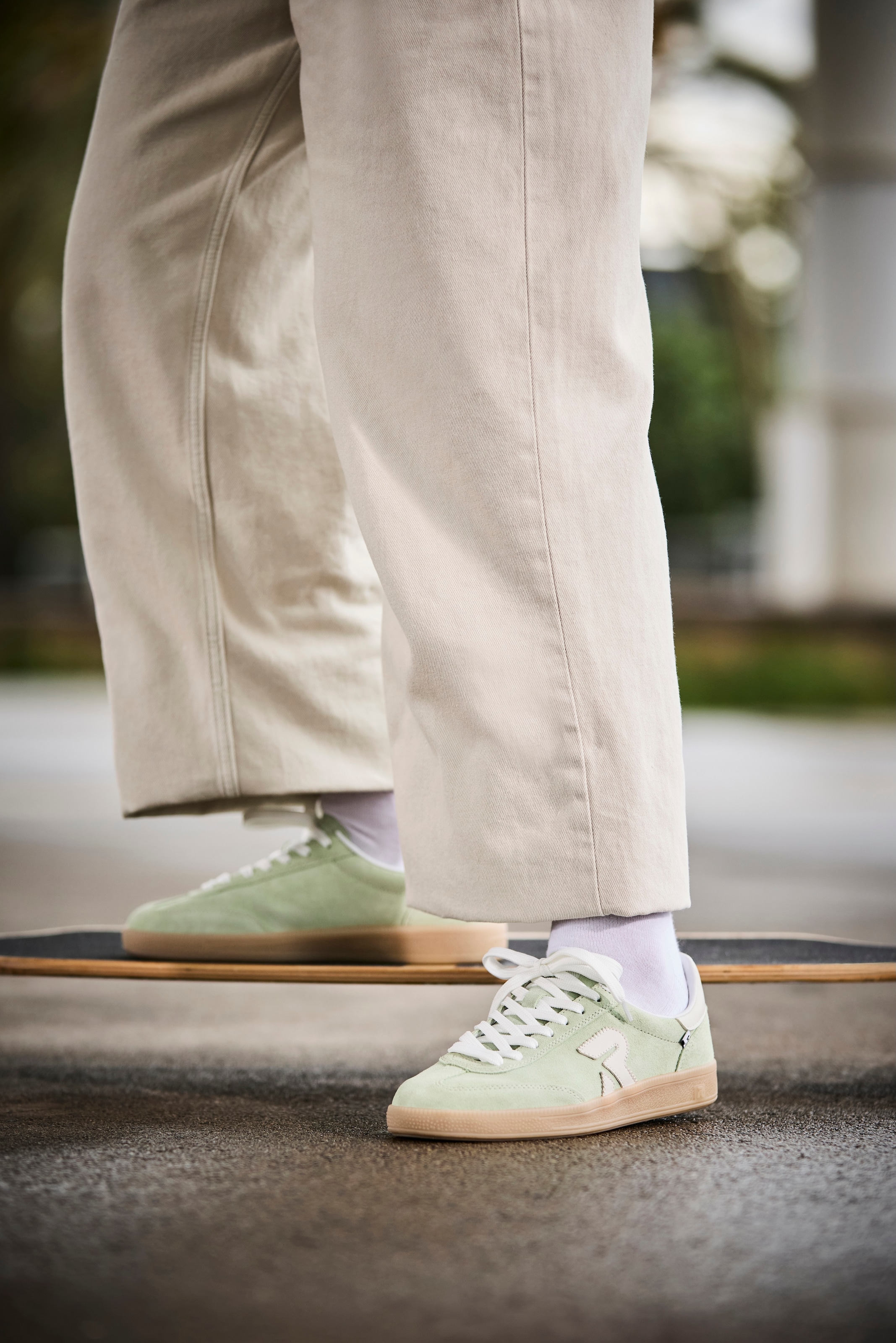 RIEKER Sport Sneaker »San Diego«, Retro-Sneaker, Freizeitschuh, Halbschuh mit herausnehmbarem Fußbett