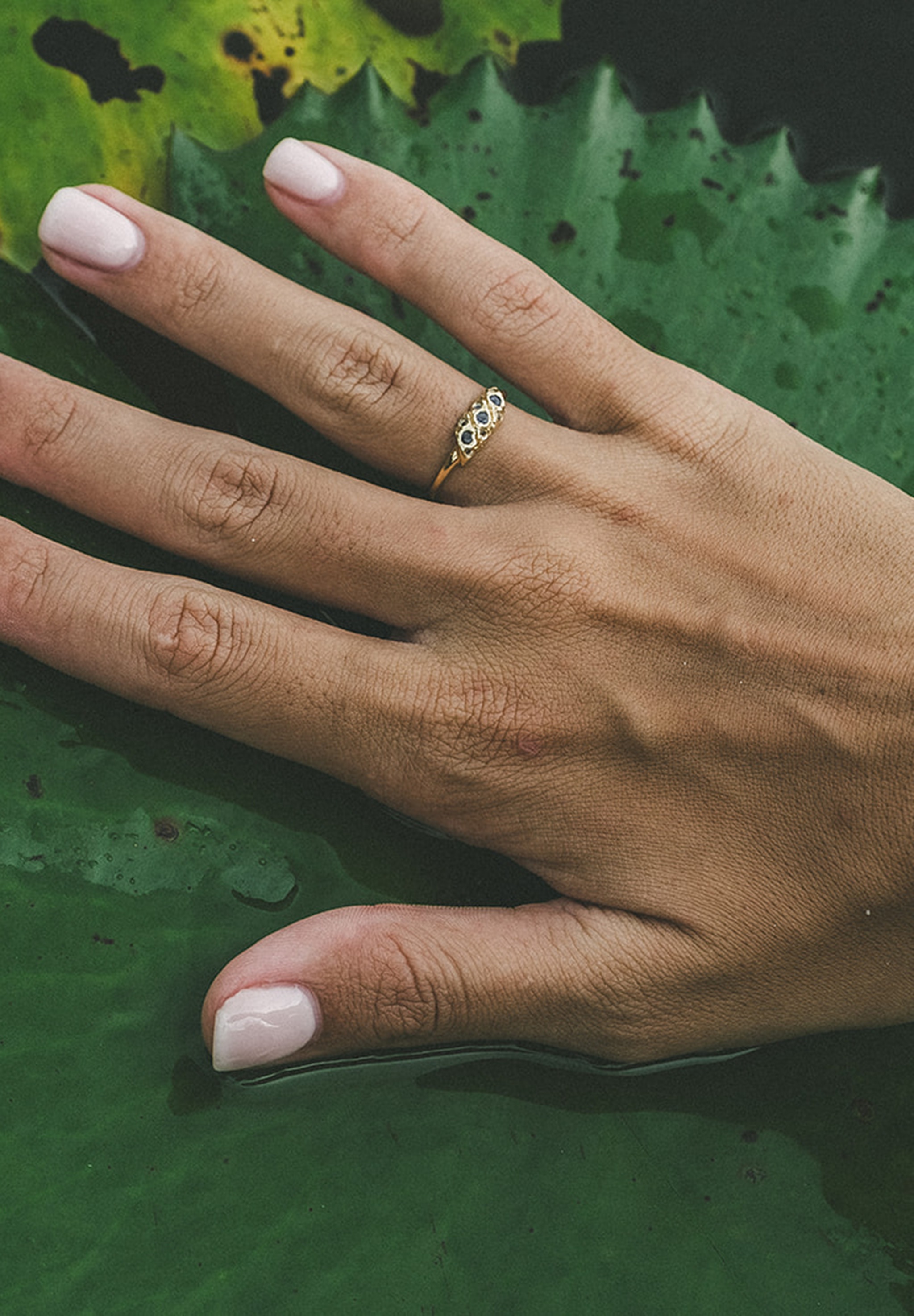 HAZE & GLORY Silberring »Ring Mondstein Lolith 375 Gelbgold - REEF Ring«