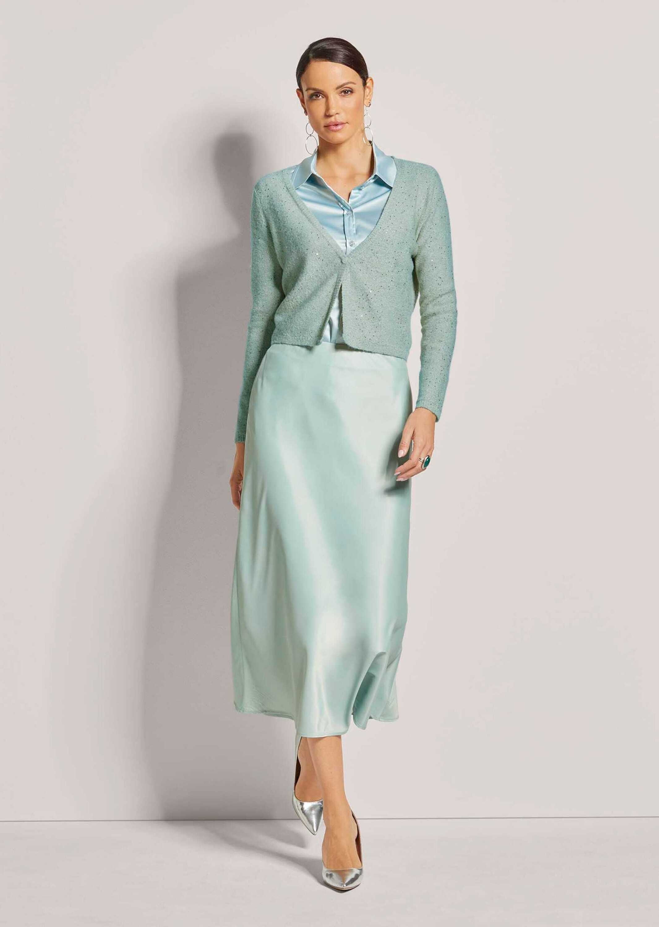 MADELEINE Strickjacke »Strickjacke Kurze Strickjacke mit Pailletten-Glanz«