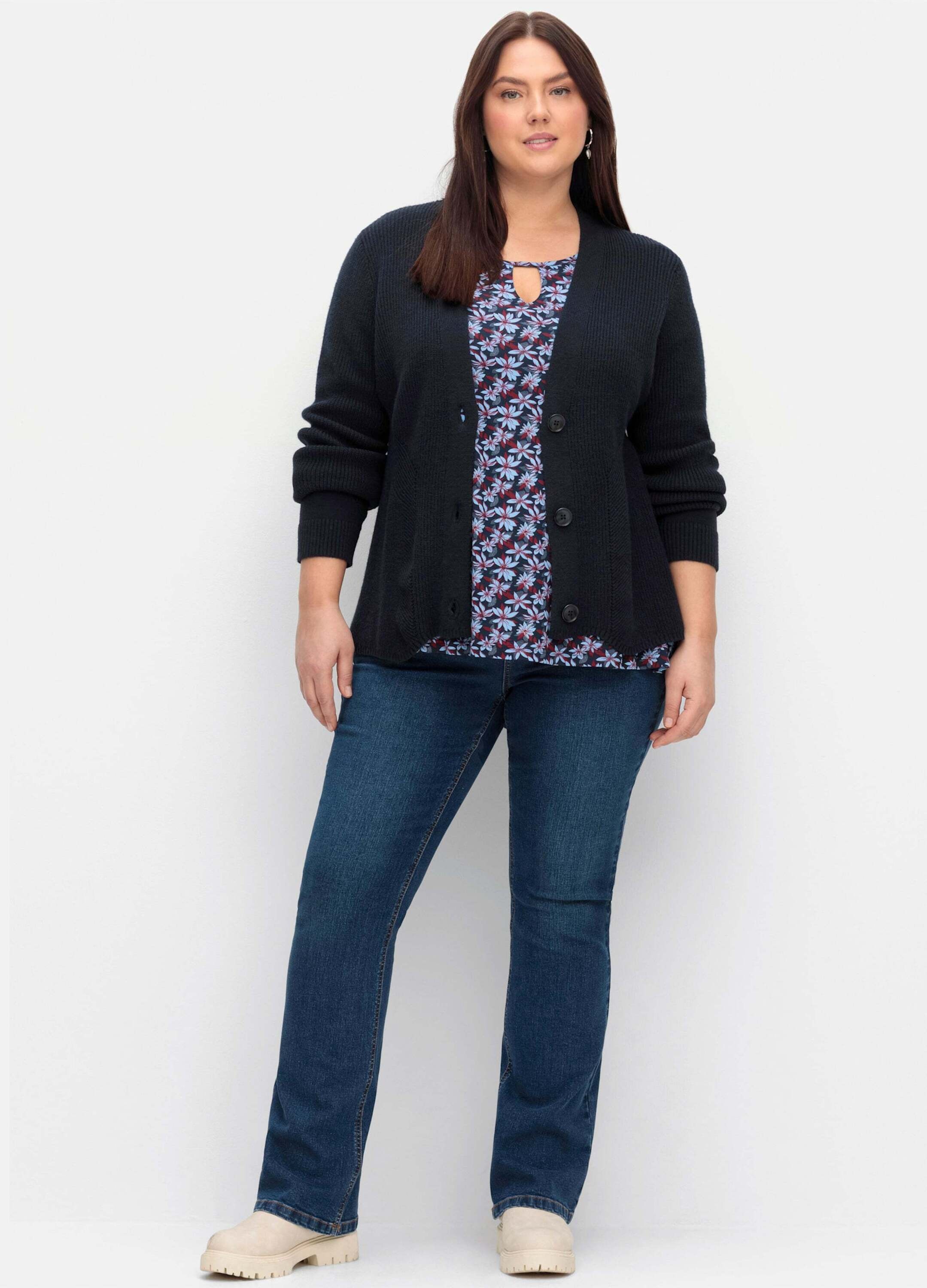 Sheego Bootcut-Jeans »Bootcut-Jeans Bootcut-Jeans mit schmalem Bein und bequemer Taille« SUSANNE ideal bei viel Bauch und schmalen Beinen