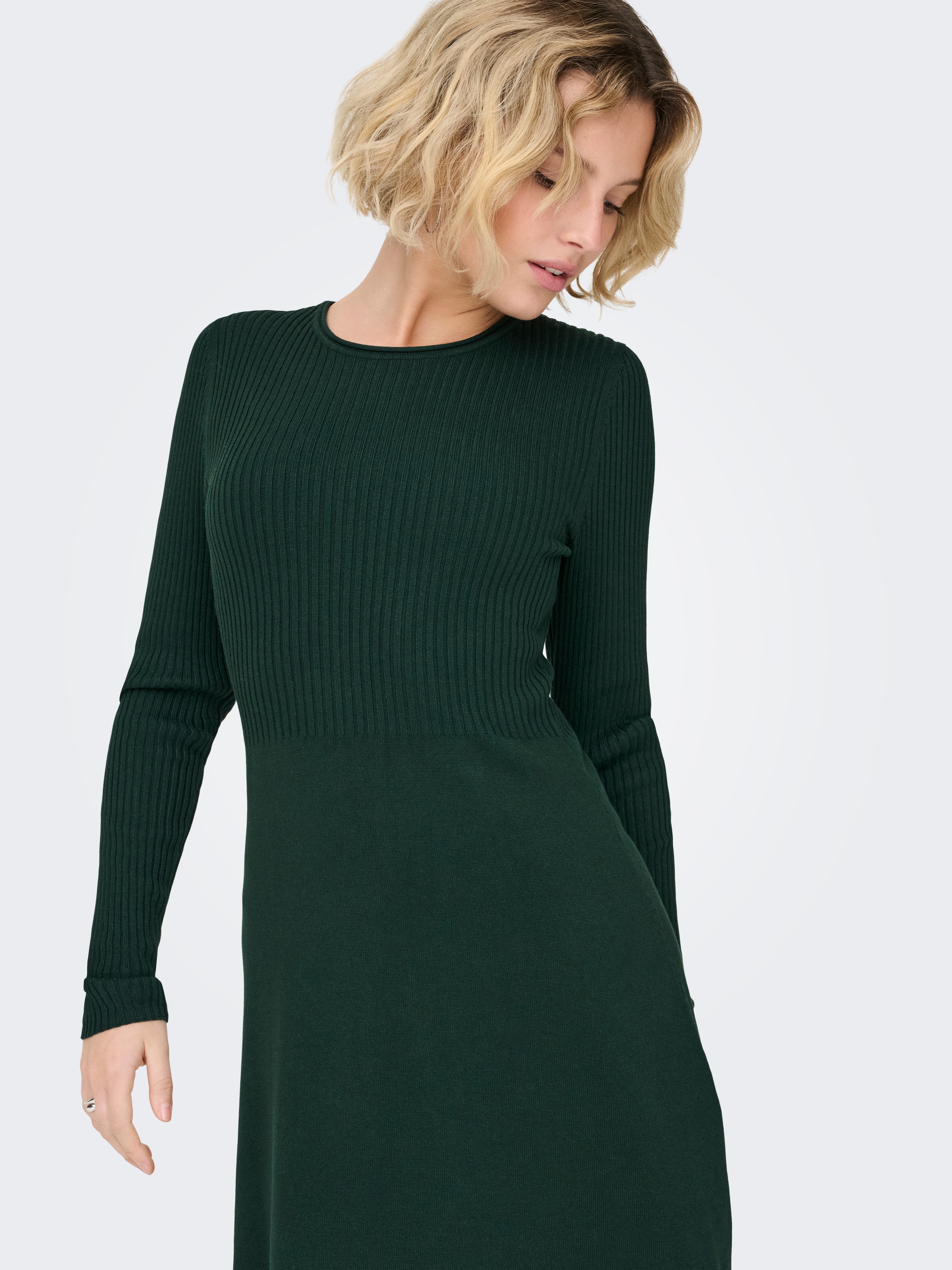 ONLY Minikleid »ONLMISTY LIFE  LS O-NECK RIB DRES EX KNT« Viskosemischung, regular fit, Rundhals