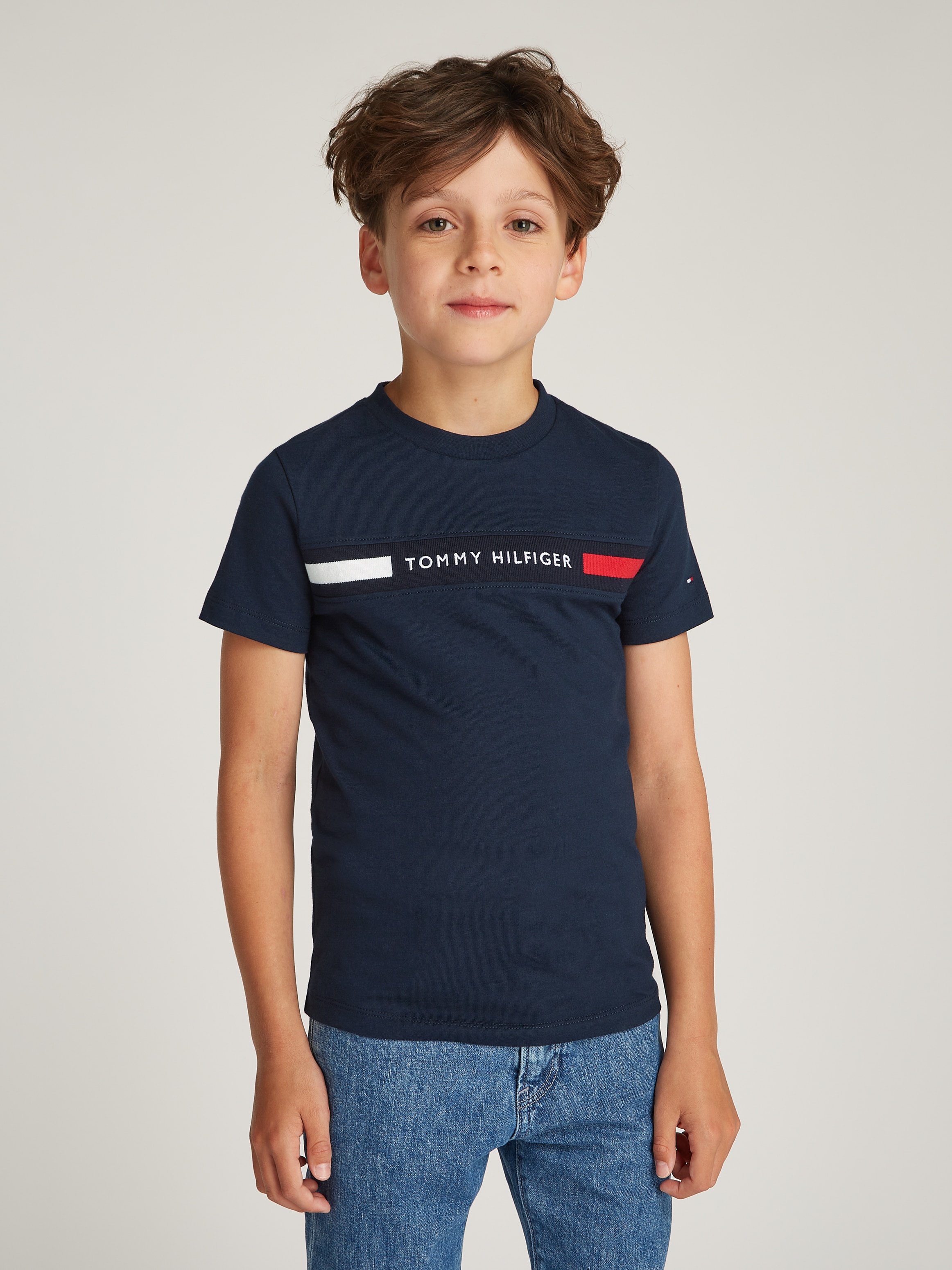 TOMMY HILFIGER T-Shirt »TH RIB REG TEE SS«, in Rippenoptik, mit Logoschriftzug