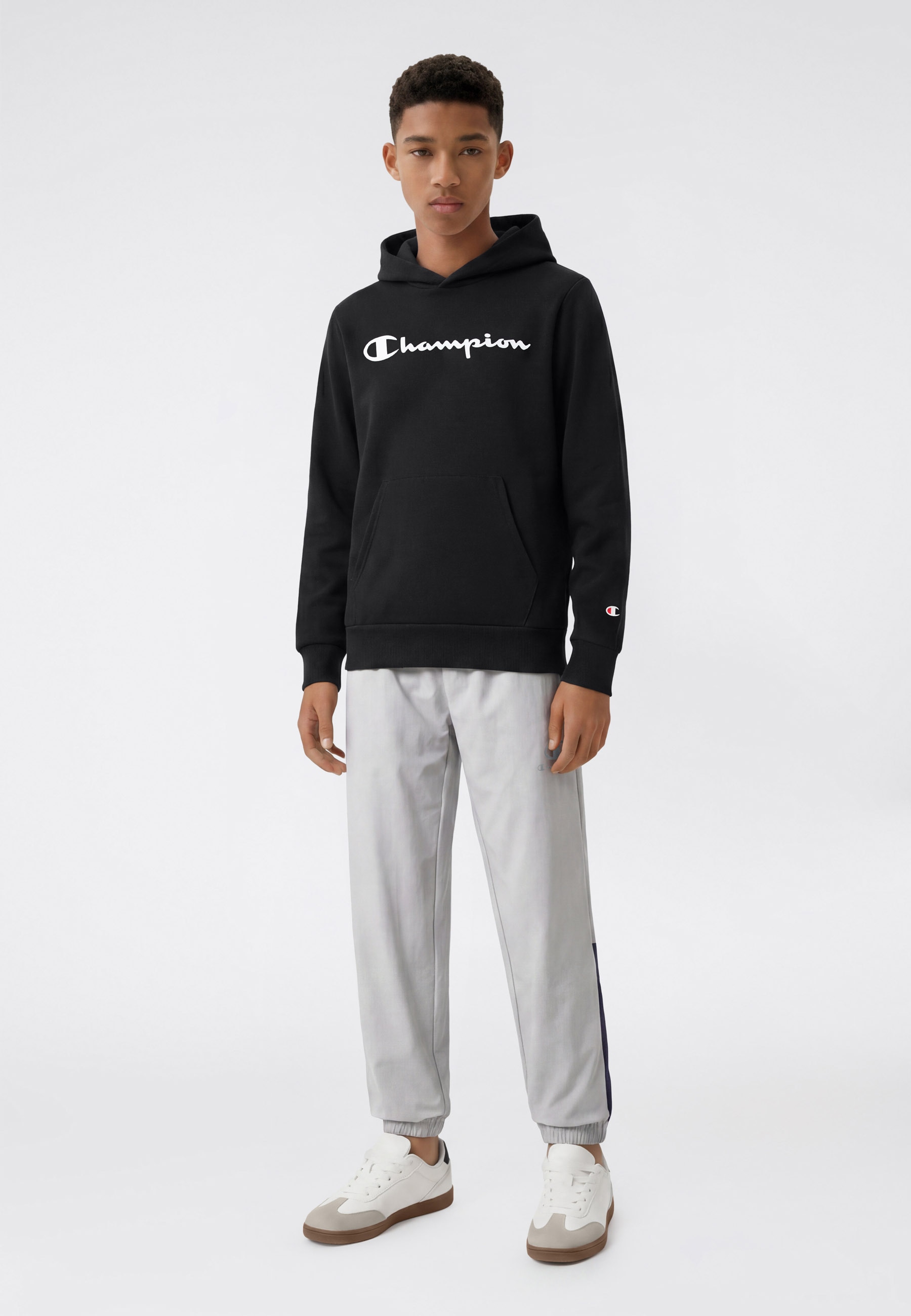Champion Trainingshose »SPORTWEAR CUFFED PANTS Slim Fit«  mit Bündchen für sicheren Sitz und sauberen Beinabschluss