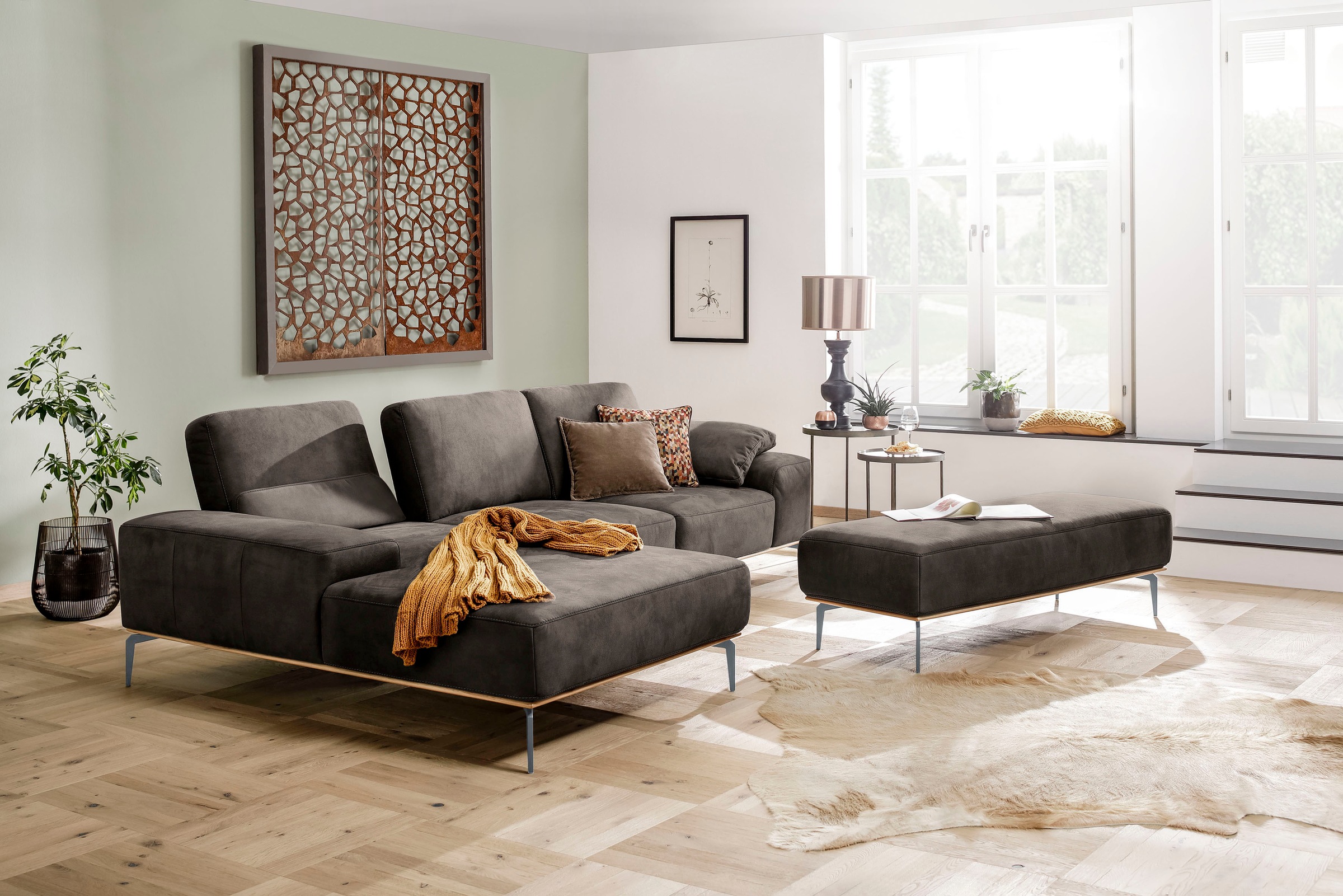 W.SCHILLIG Ecksofa »run, Designsofa mit tollem Sitzkomfort, bequem, L-Form«, mit elegantem Holzsockel, Füße in Silber matt, Breite 299 cm