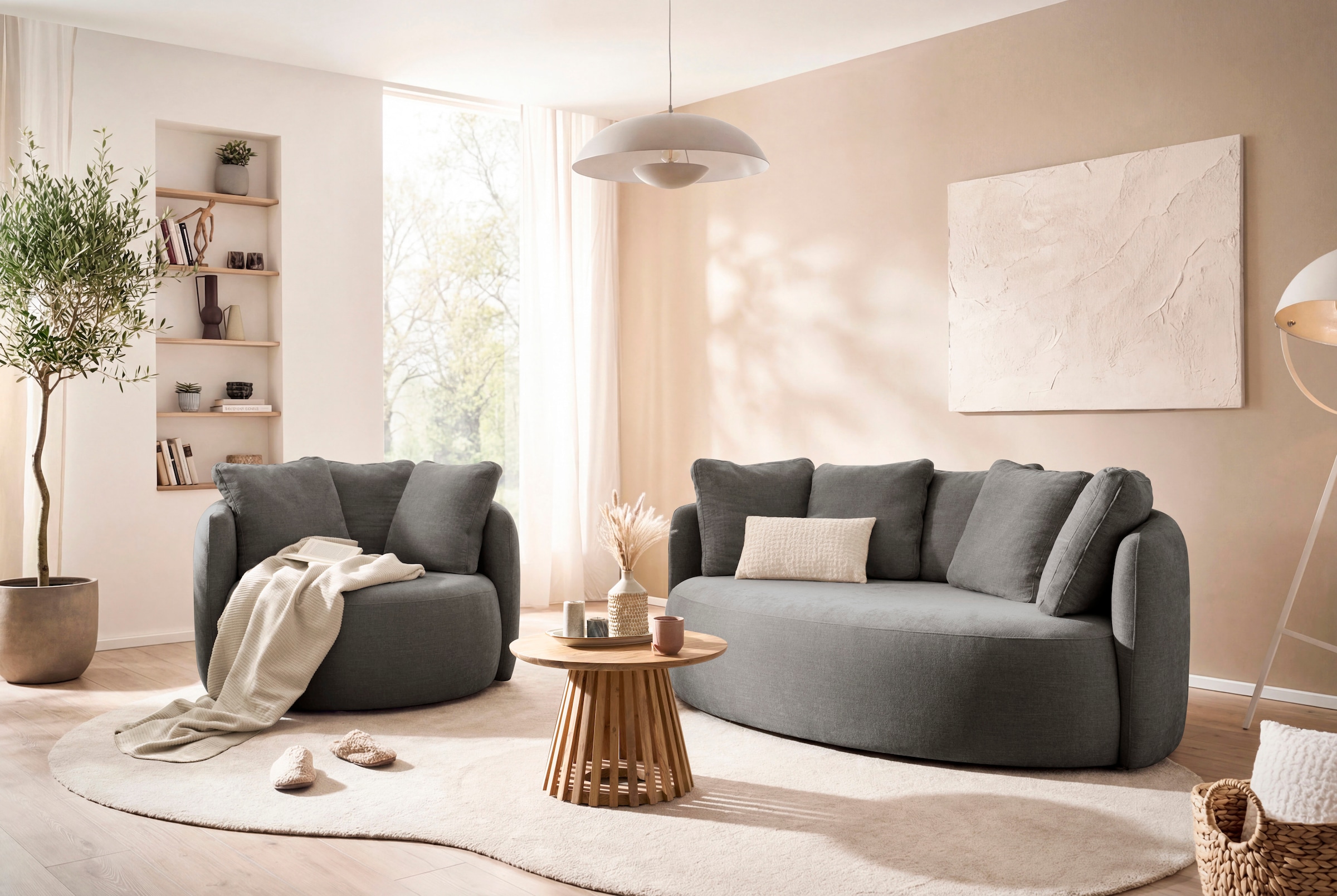 OTTO home 2,5-Sitzer »Kaarl, rundes Loungesofa, Sofa mit Kissen, perfekt gepolstert« Webstoff, in fünf Farben, zeitloses Design, inkl. 5 Rückenkissen