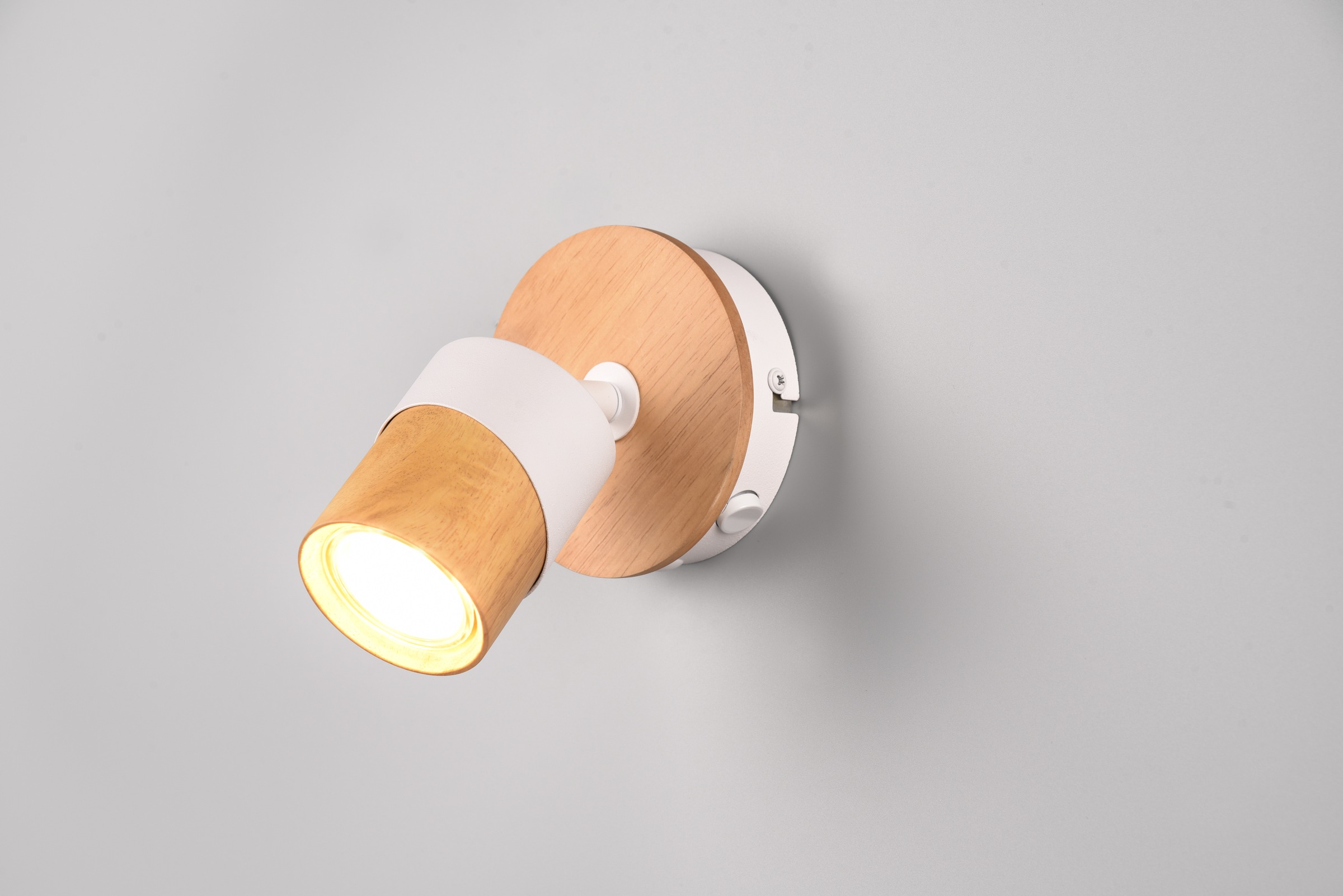 TRIO Leuchten Deckenstrahler »ARUNI, Spot 1-flammig Wandspot Deckenspot exkl 1x GU10 max 10W«, 1 flammig, Leuchtmittel GU10 | Leuchtmittel wechselbar, Wandstrahler mit ON/OFF-Schalter Materialmix Holz / Metall verstellbar