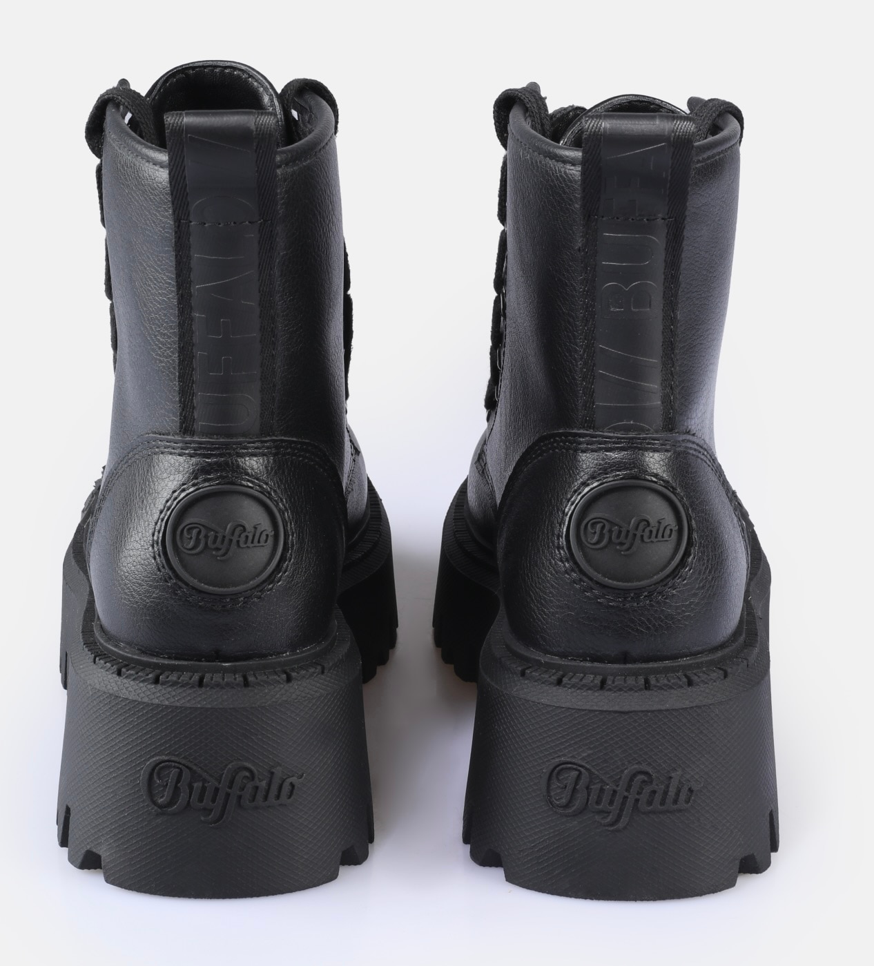 Buffalo Stiefelette »Aspen Front Zip«  Plateauboots, Bikerboots, Festivalboots, mit Front-Reißverschluss