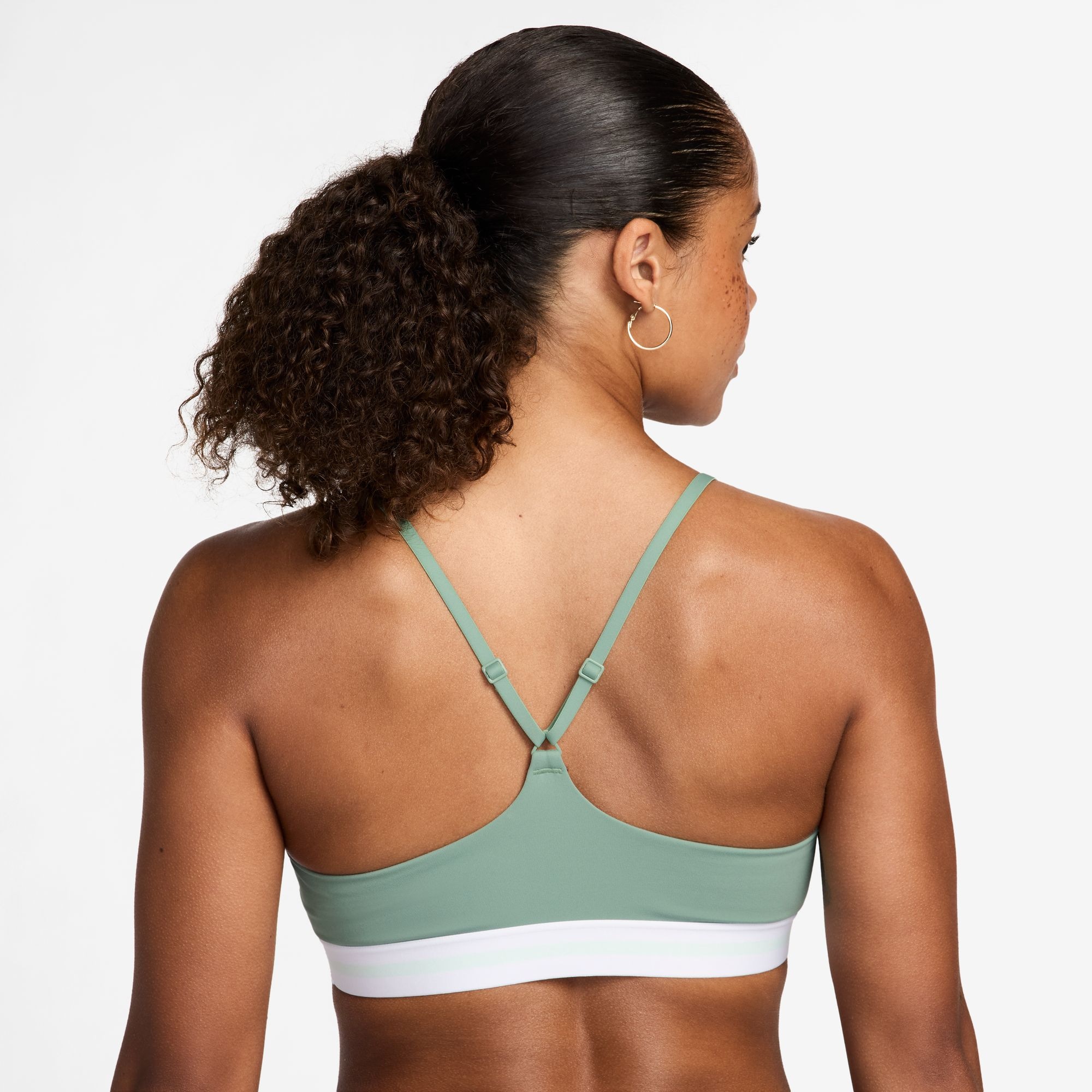 Nike Sport-BH »W NK INDY LS LOGO BRA« mit hohem Elasthananteil, aus Polyester und Elasthan