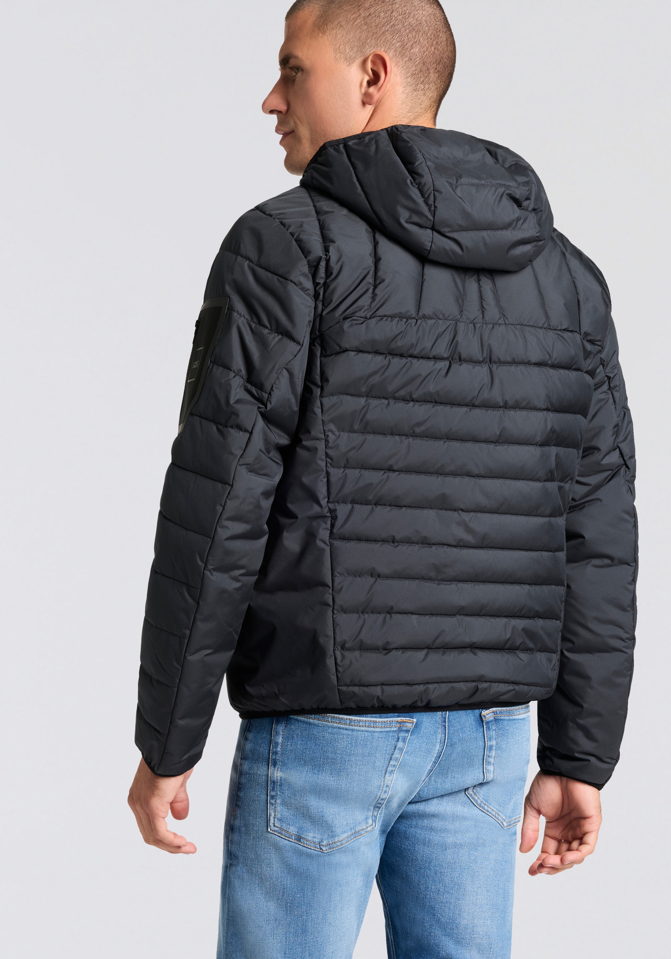 BOSS GREEN Steppjacke »OW Urbanex JT HD« mit Kapuze Kapuze, Regular Fit, reflektierende Details