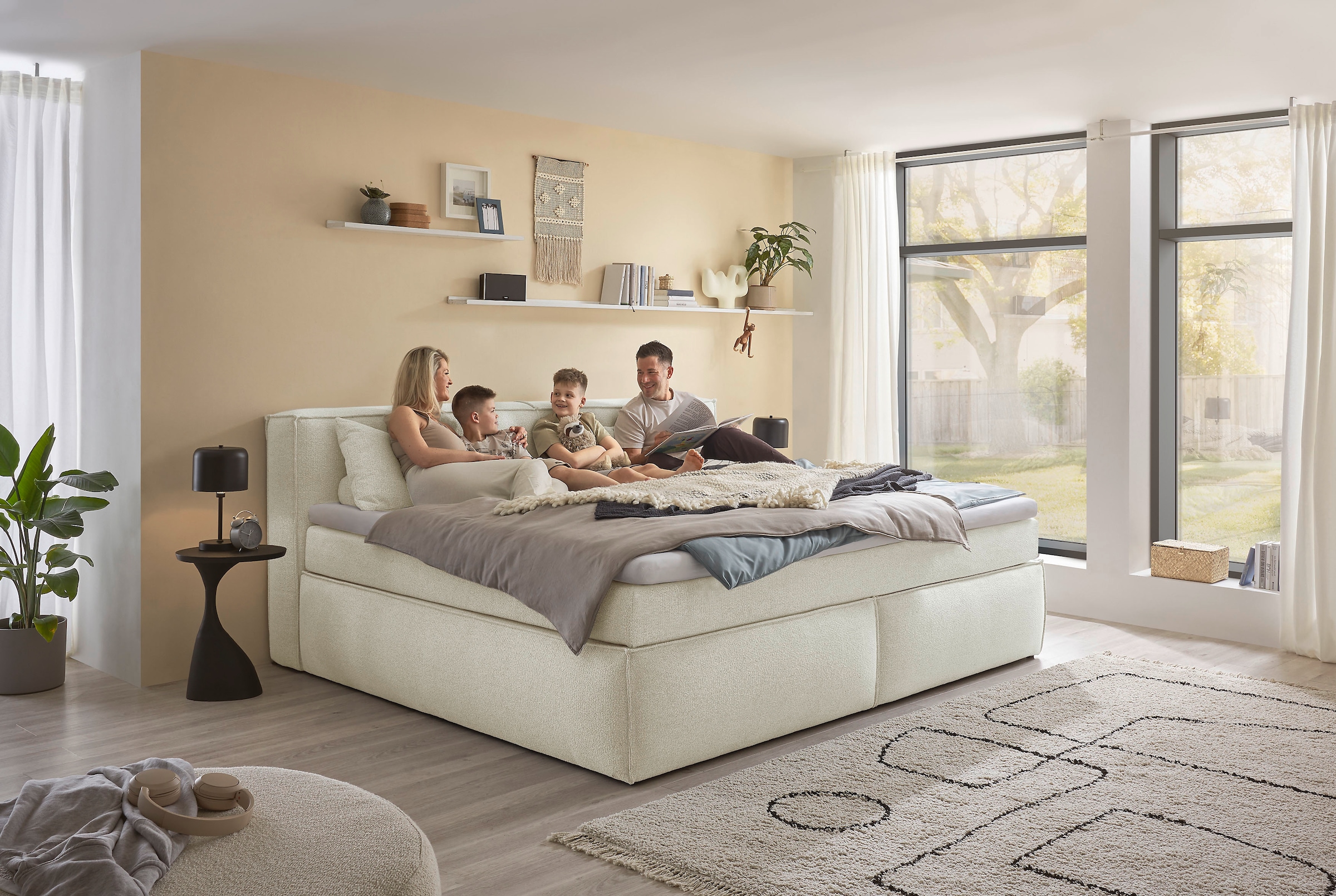 ED EXCITING DESIGN Boxspringbett »Sandon erhältlich in 180cm oder als Familienbett 240cm Breite« 7-Zonen-Federkern H3/H4 mit Kokosmatte und Topper (waschbar)