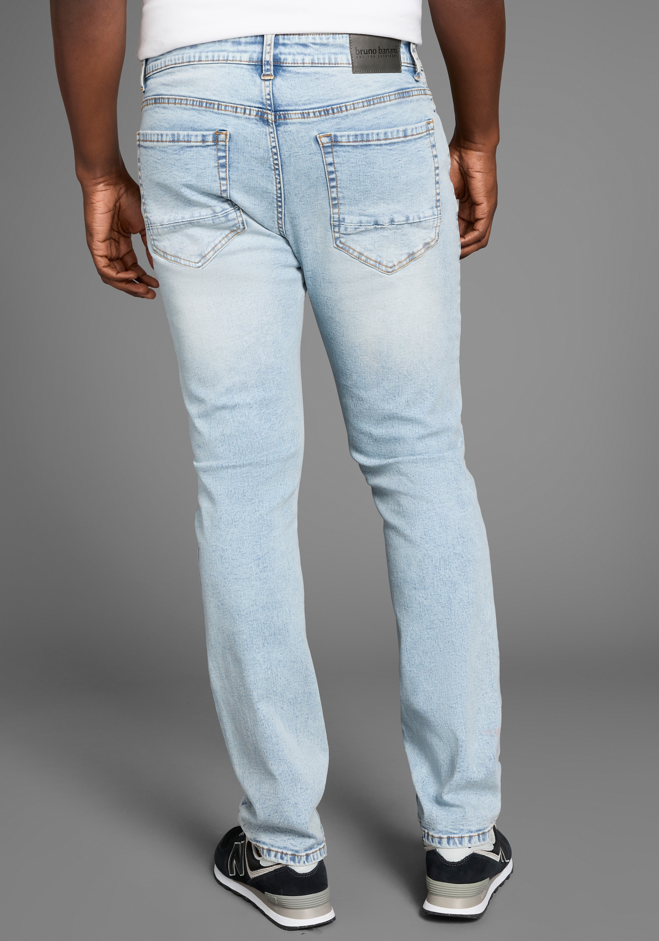 Bruno Banani Straight-Jeans »Hutch«, gerade Beinform, teilweise mit modischen Destroyed-Effekten