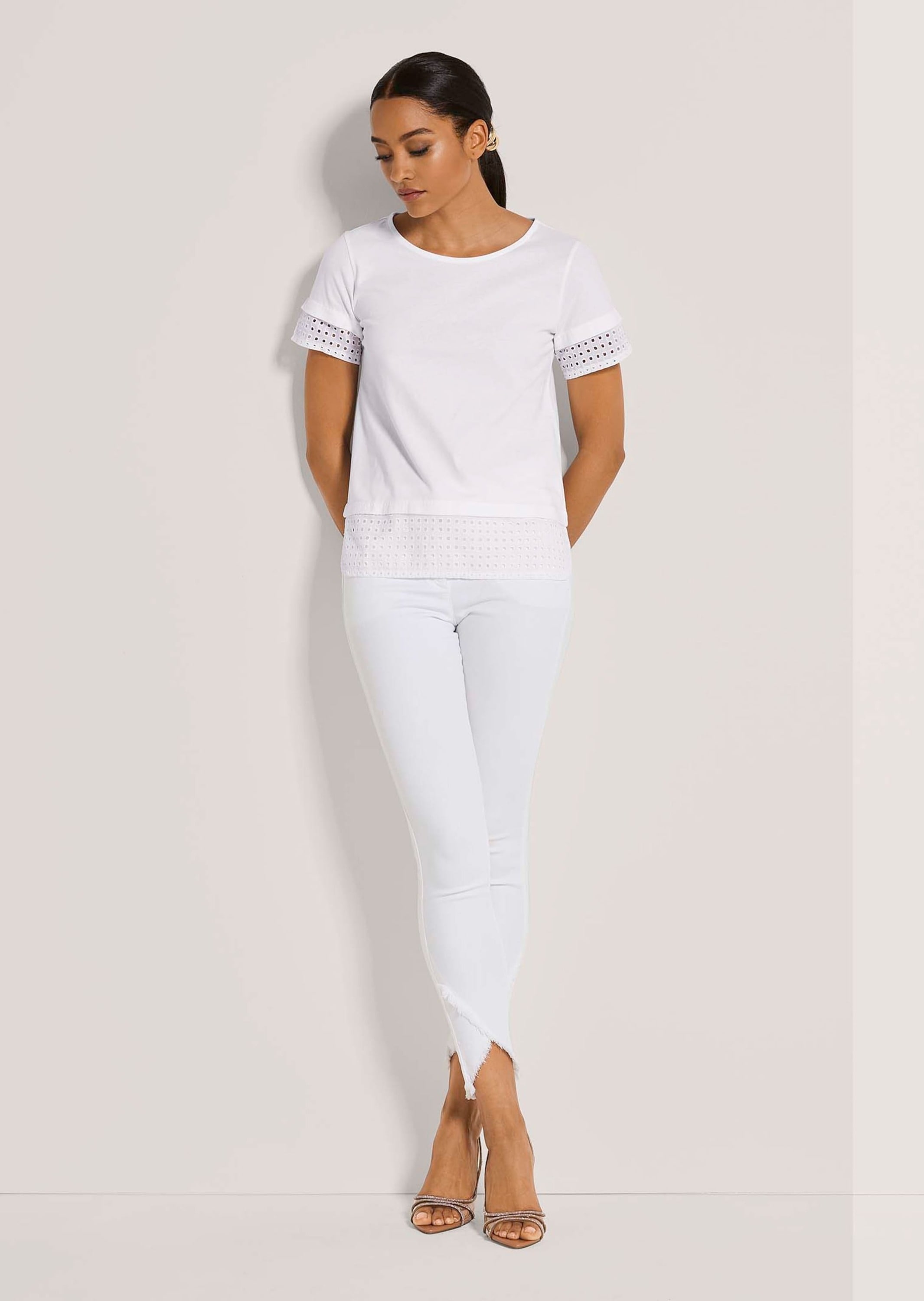 MADELEINE Kurzarmshirt »Shirt Shirt mit Madeira-Spitze«