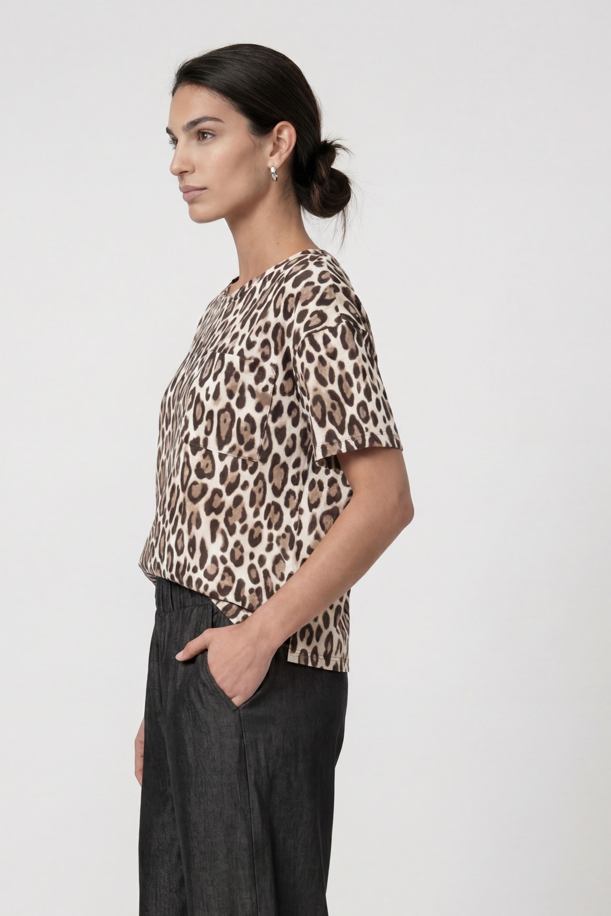 Monari T-Shirt »Shirt Leodruck Allover« Regular fit mit U-Boot-Ausschnitt