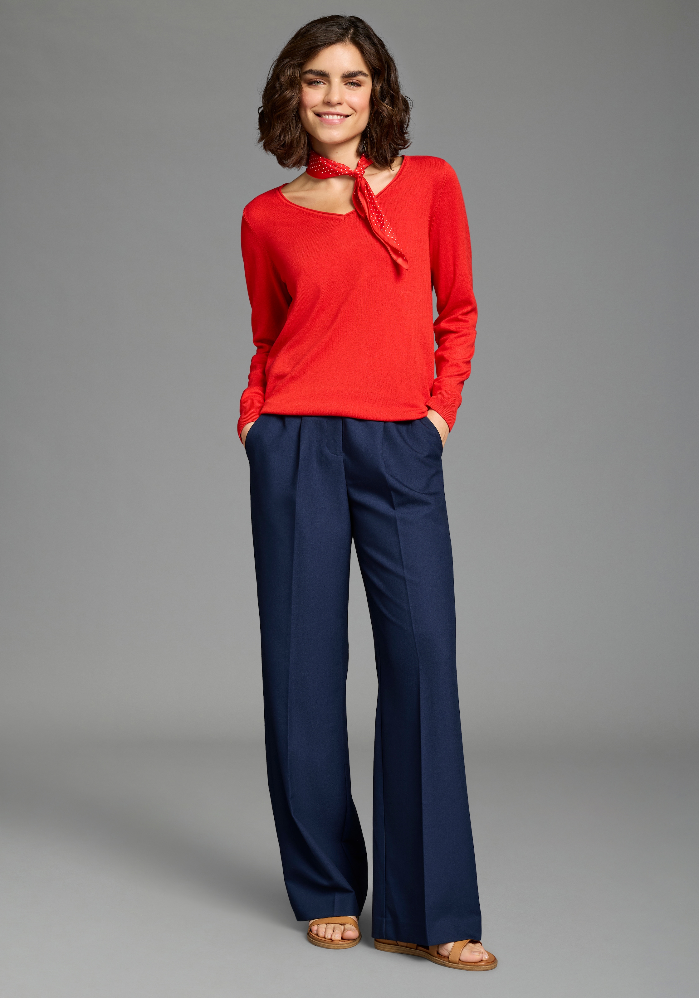 Flashlights V-Ausschnitt-Pullover mit lässigem Schnitt und femininen V-Ausschnitt