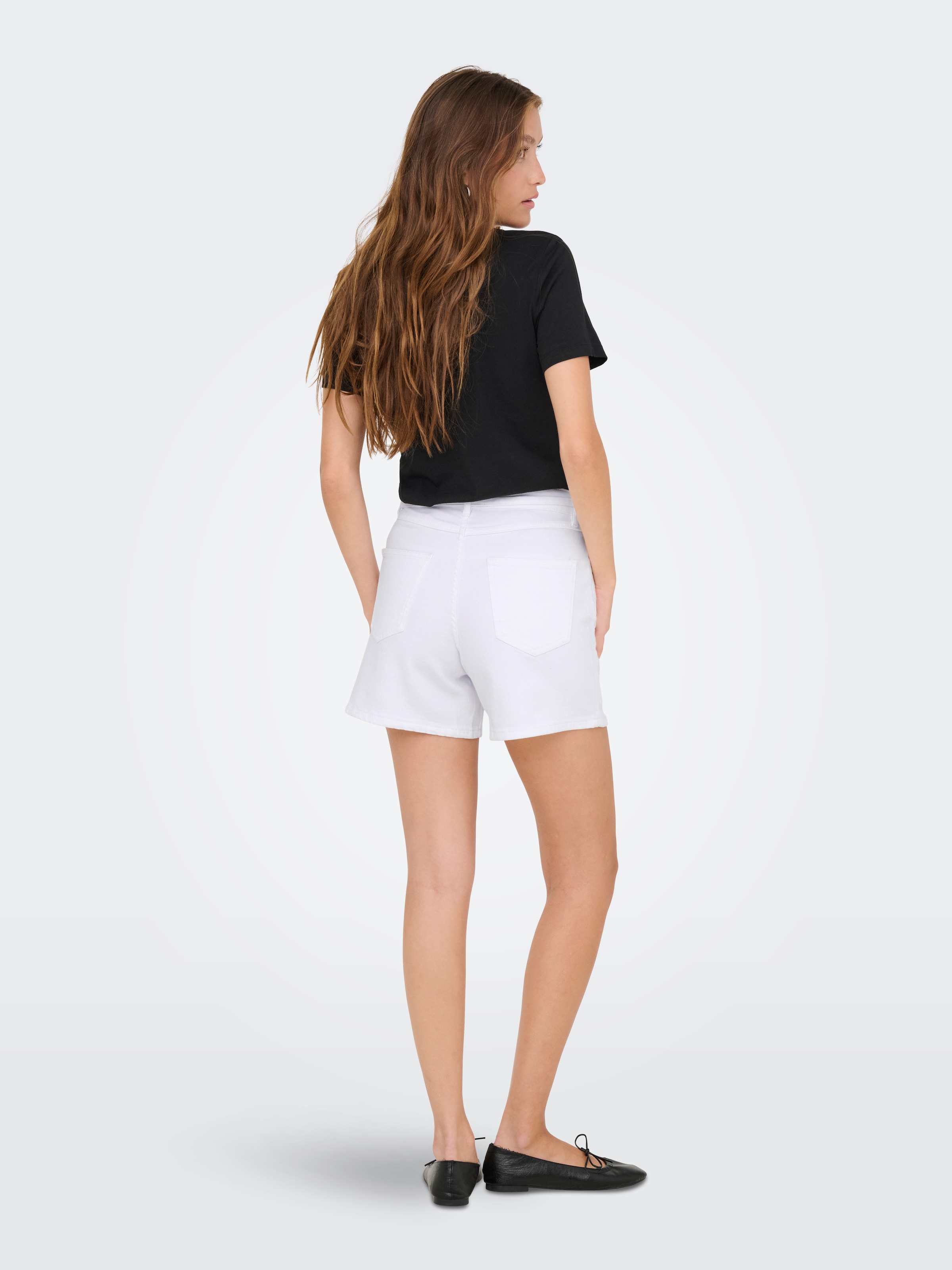 ONLY Jeansshorts »ONLGIANNA MW BELTED SHORTS AZG DNM NOOS« Baumwollmischung, regular fit, Regular Waist