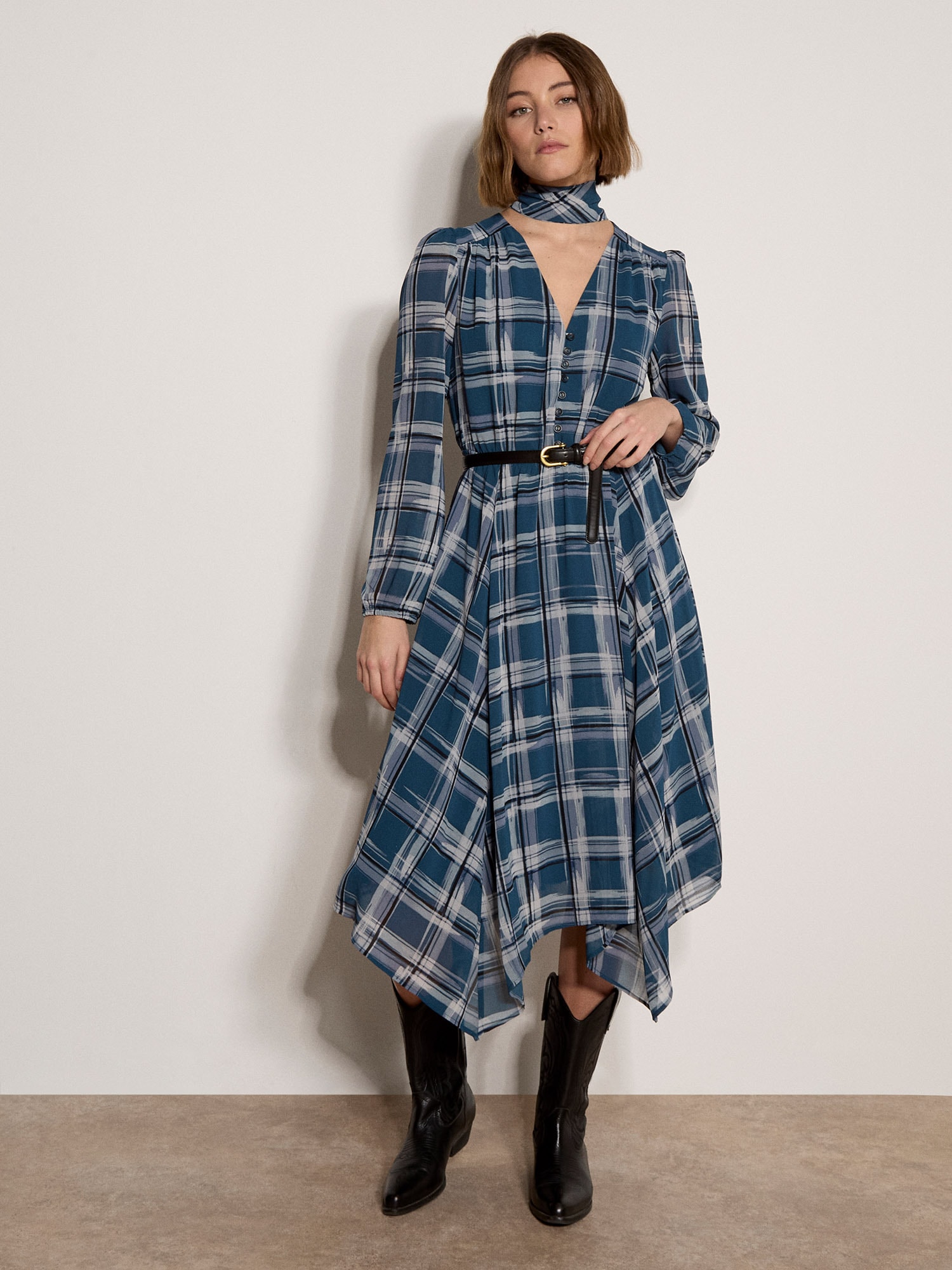 Apricot Midikleid »Wadenlanges Crêpekleid« mit elastischem Bund