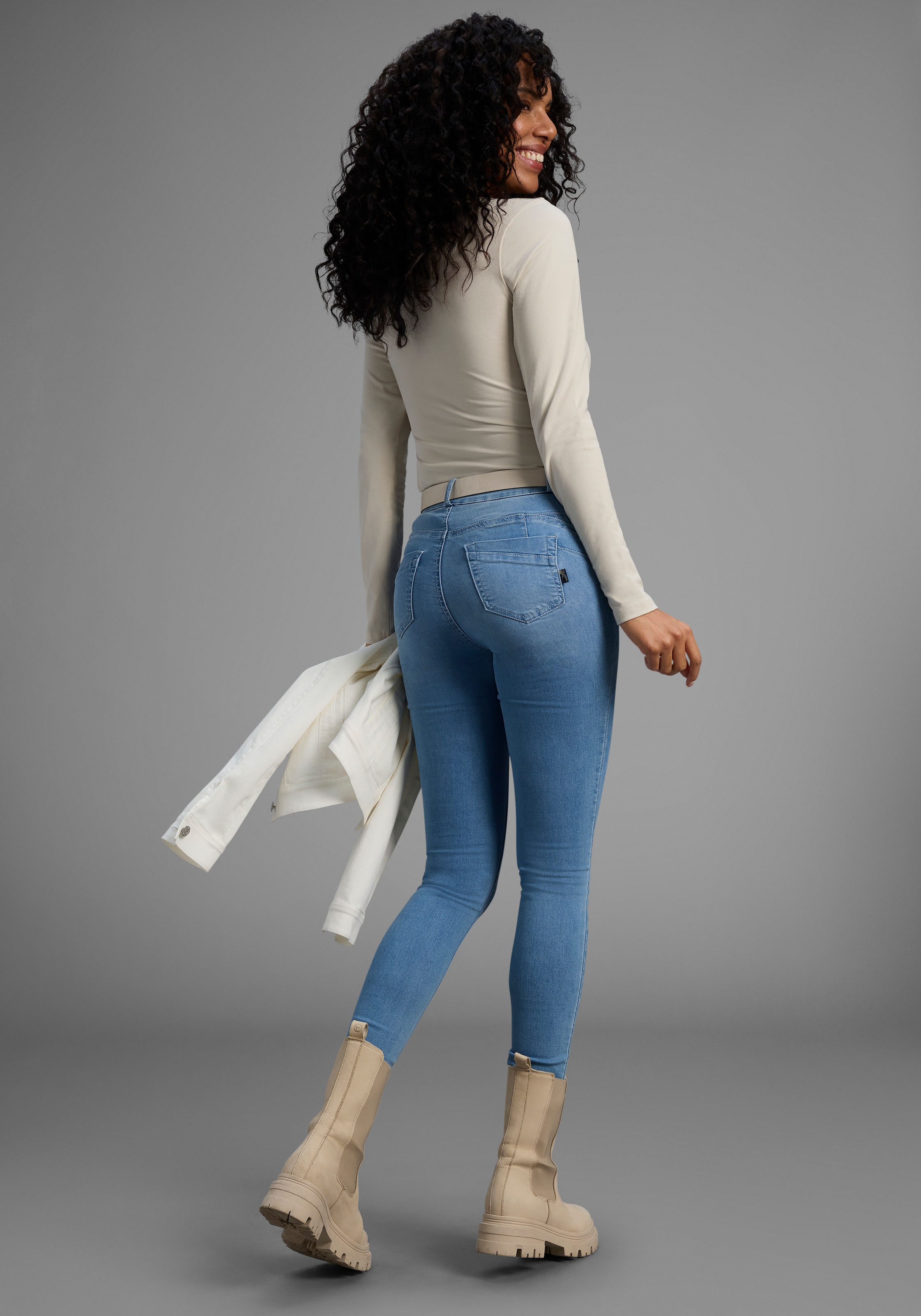 Arizona Skinny-fit-Jeans »Ultra Stretch«, skinny-fit, betonte Taille, shaping-Effekt, high Waist