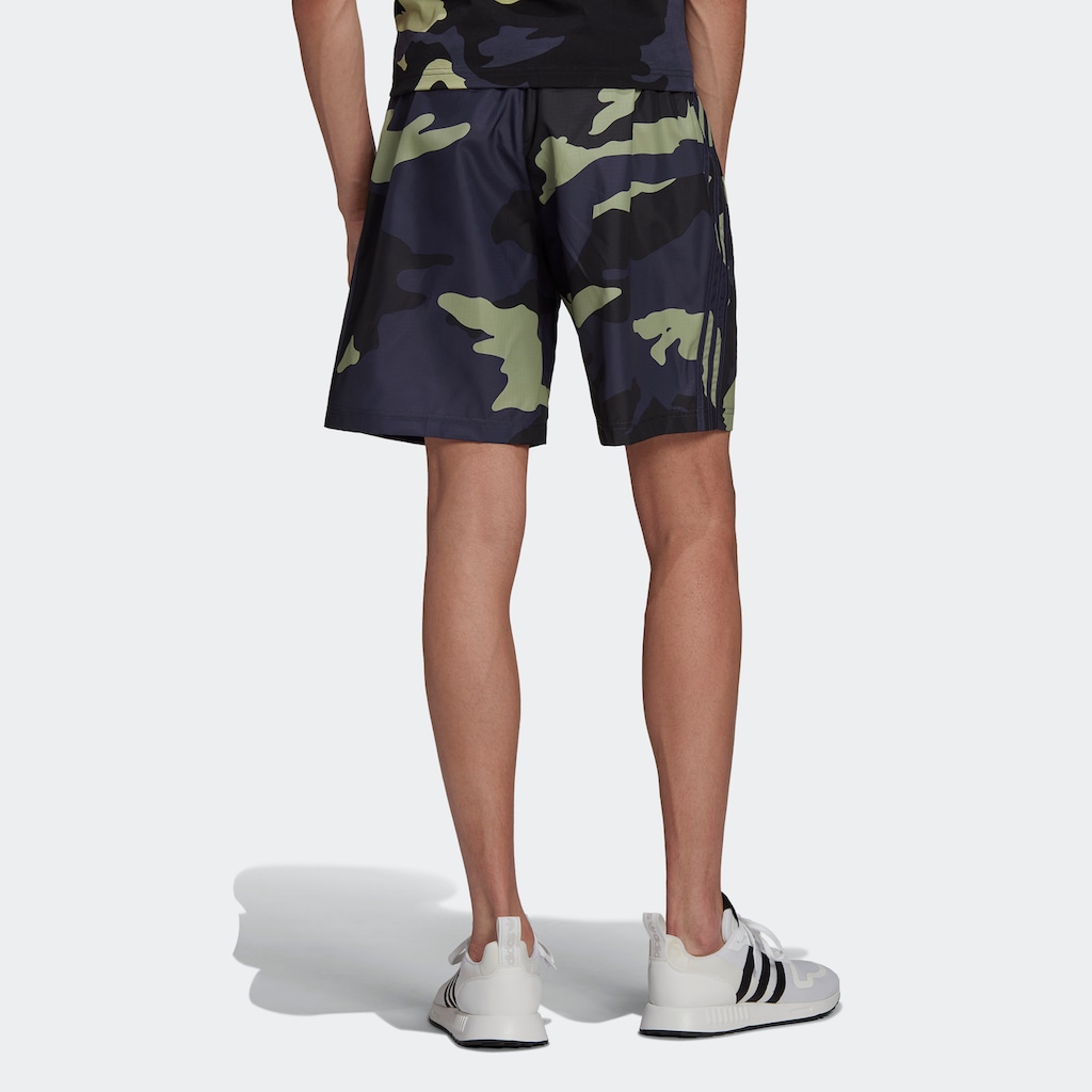 adidas Originals Shorts »GRAPHICS CAMO«