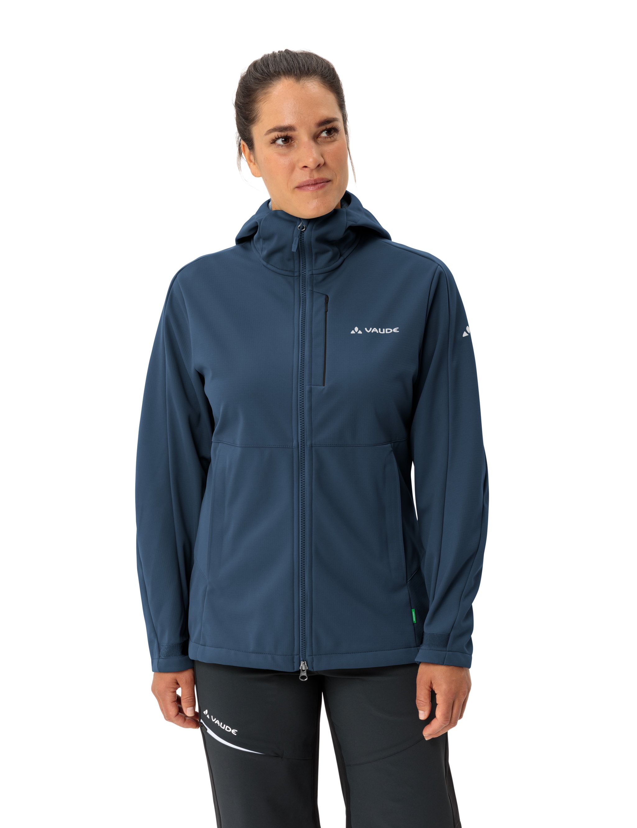 VAUDE Softshelljacke »WOMEN'S ALL YEAR ELOPE SOFTSHELL JACKET II« sportlicher Stil, winddicht, atmungsaktiv, wasserabweisend