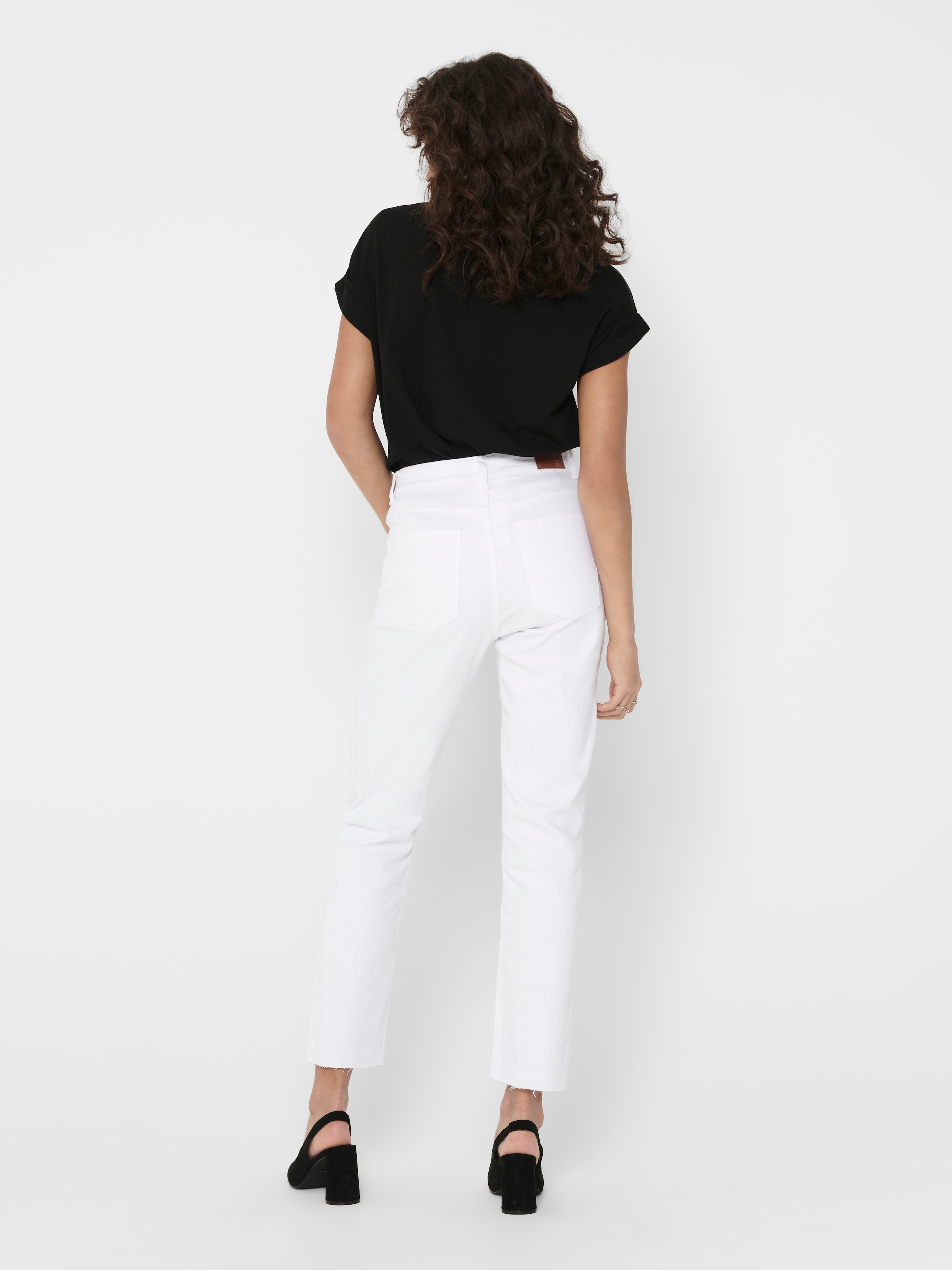ONLY T-Shirt »ONLMOSTER – T-Shirt mit melierter Optik und elastischem Material«, meliert, casual, lässig geschnitten, Viskosemischung, Rundhals