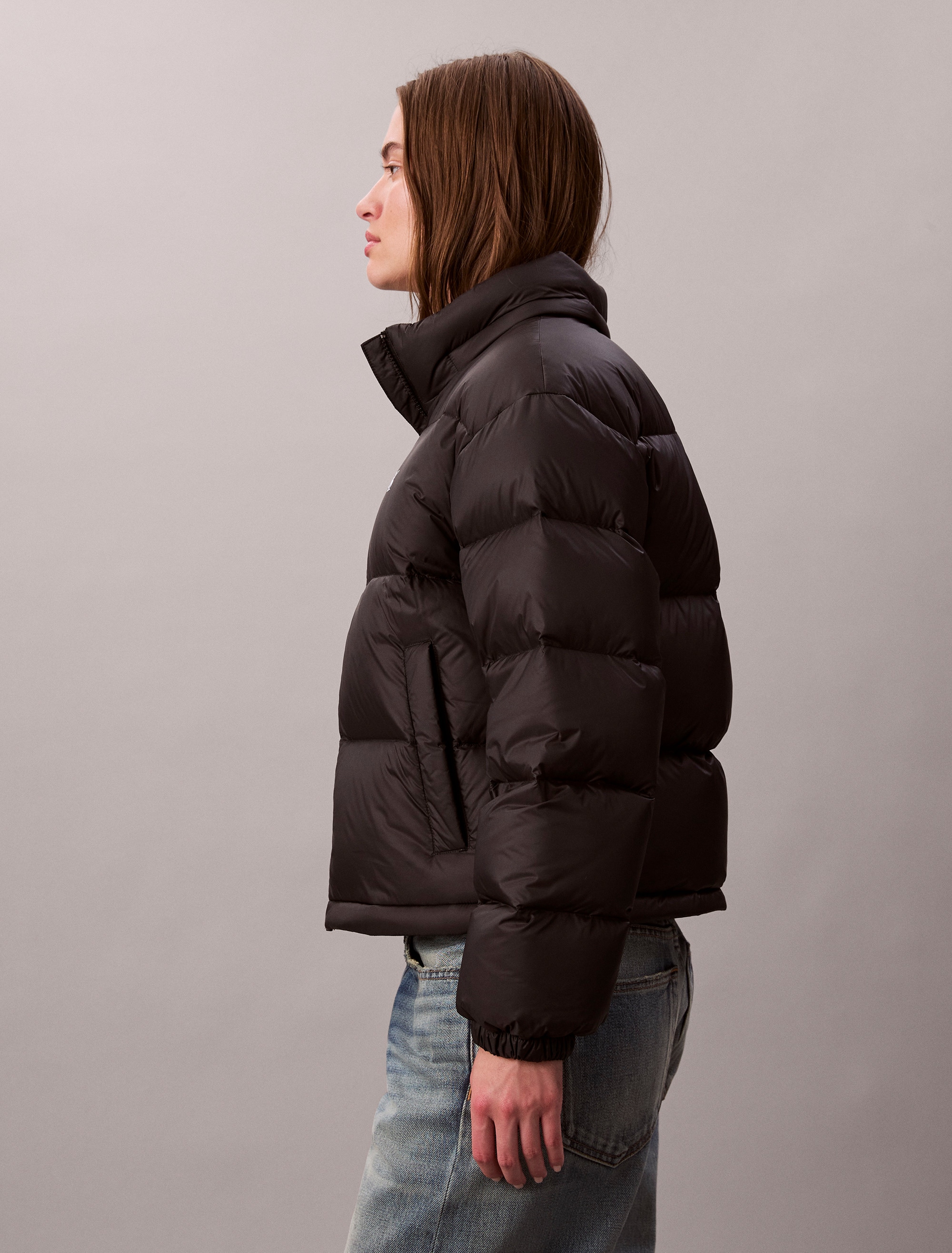 Calvin Klein Jeans Steppjacke »ESSENTIAL MIDWEIGHT PUFFER JACKE«, mit Kapuze, Mit Rundhalsausschnitt, regular fit