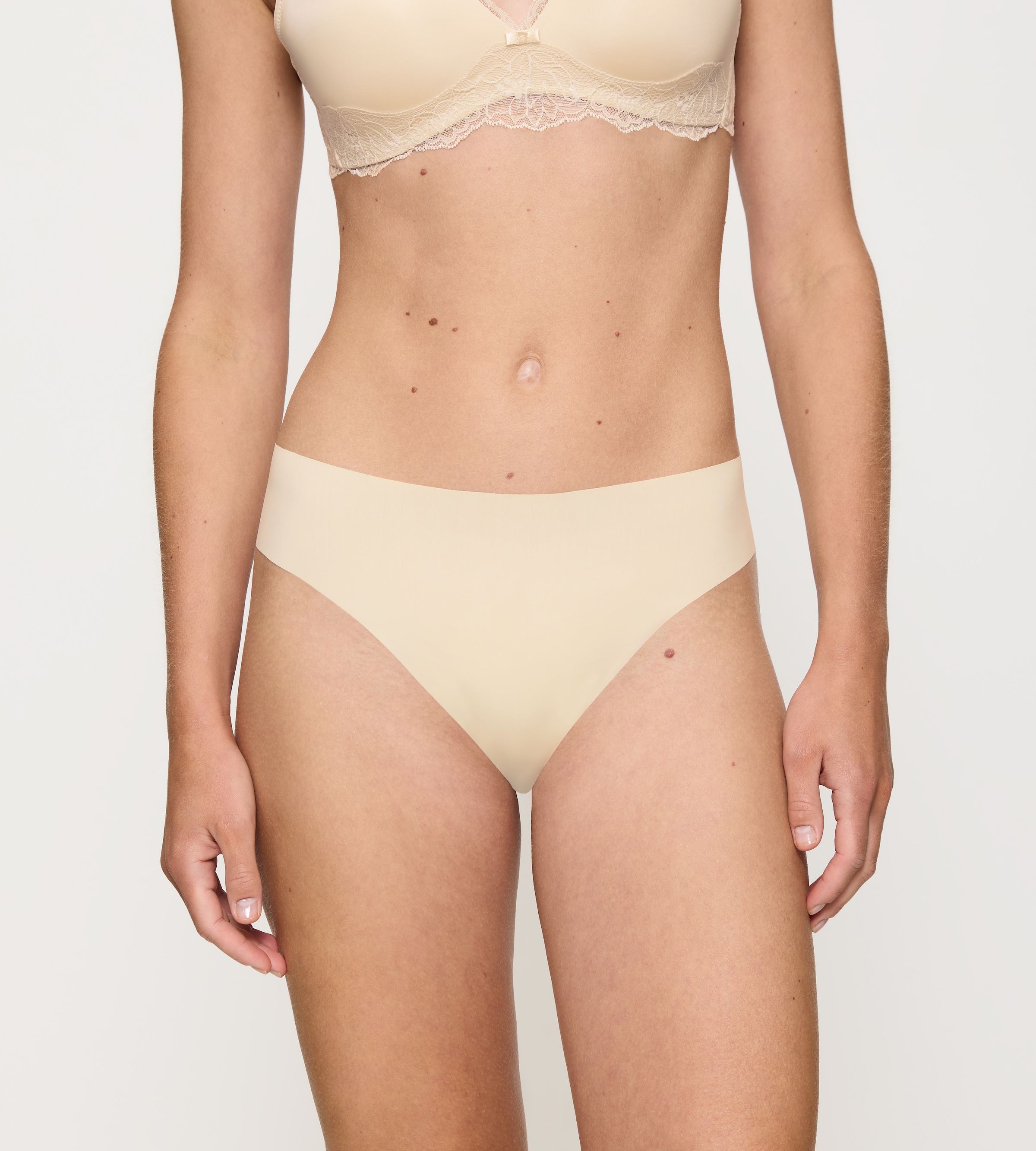 Triumph Tai-Slip »Pretty Micro«, nahtlos, Microfaser, Spitze auf der Rückseite