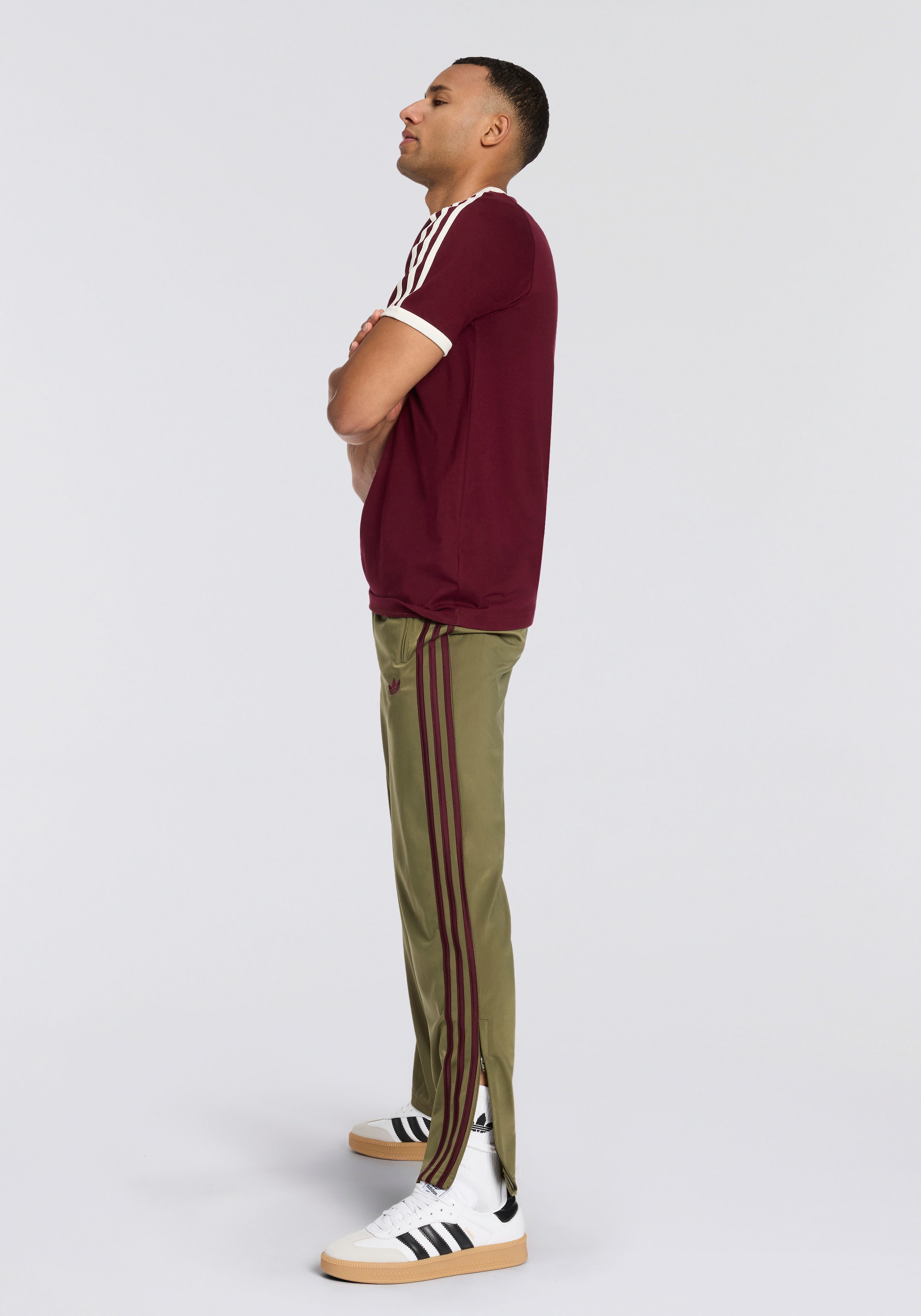 adidas Originals Sportsocken »TREFOIL CUSHION CREW SOCKEN, 3 PAAR« 3 Stk. tlg. für Erwachsene, 3er-Pack, mit Logodruck, wadenlang