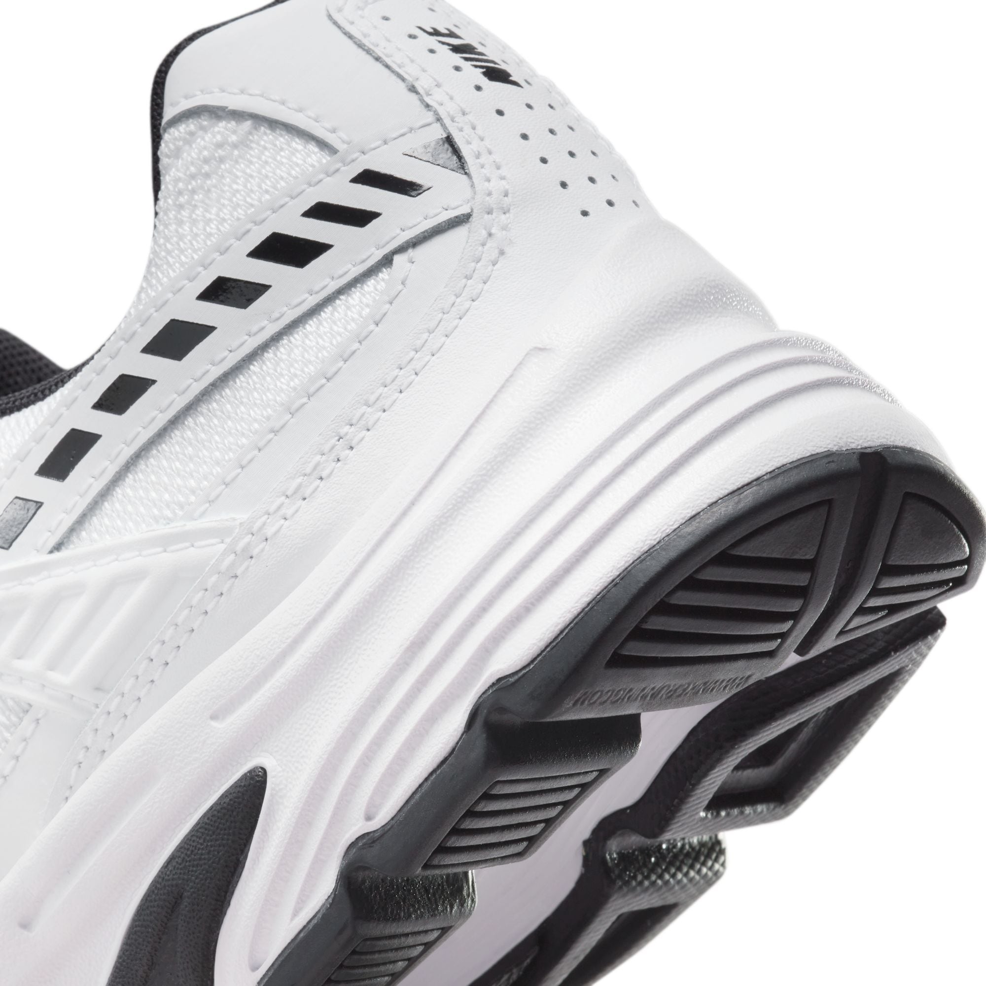 Nike Sportswear Sneaker »WMNS INITIATOR«  inspiriert vom Design des Nike P-6000