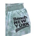 Bench. Shorts, in lässiger Jerseyware