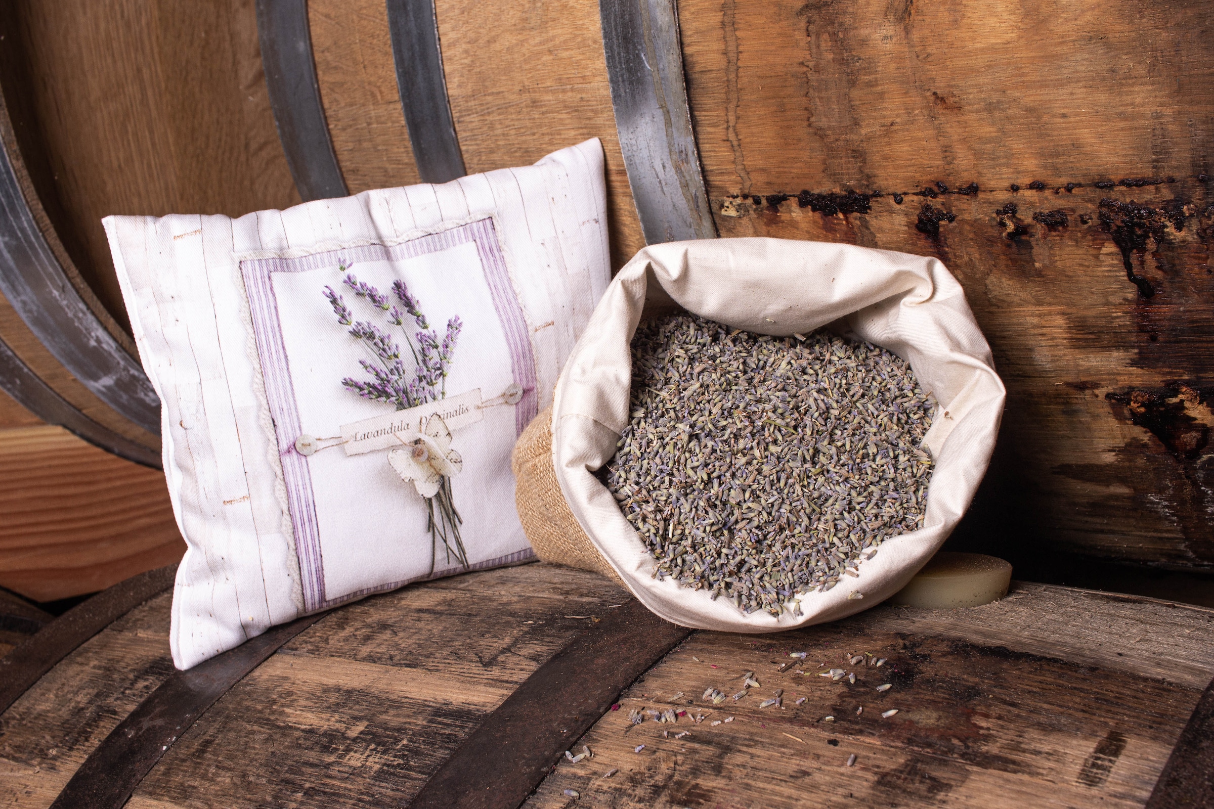 herbalind Duftkissen »Lavendelherz mit Schleife«, Füllung: 100% Lavendel, (1 St.)
