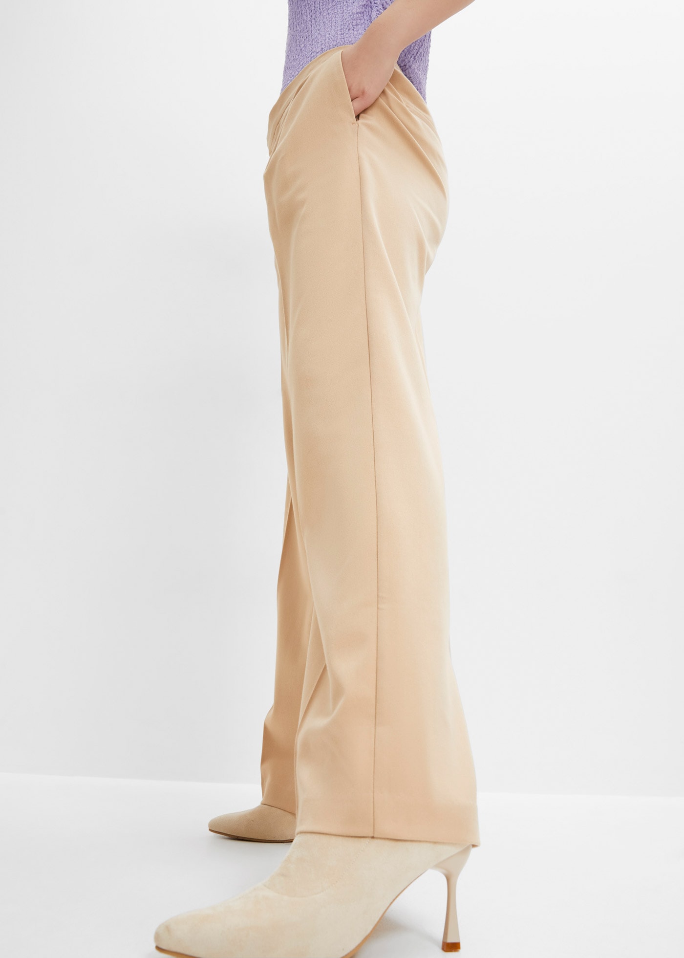 bonprix Bundfaltenhose »Bundfaltenhose«  aus Polyester, Viskose und Elasthan, Loose Fit, festlicher Stil