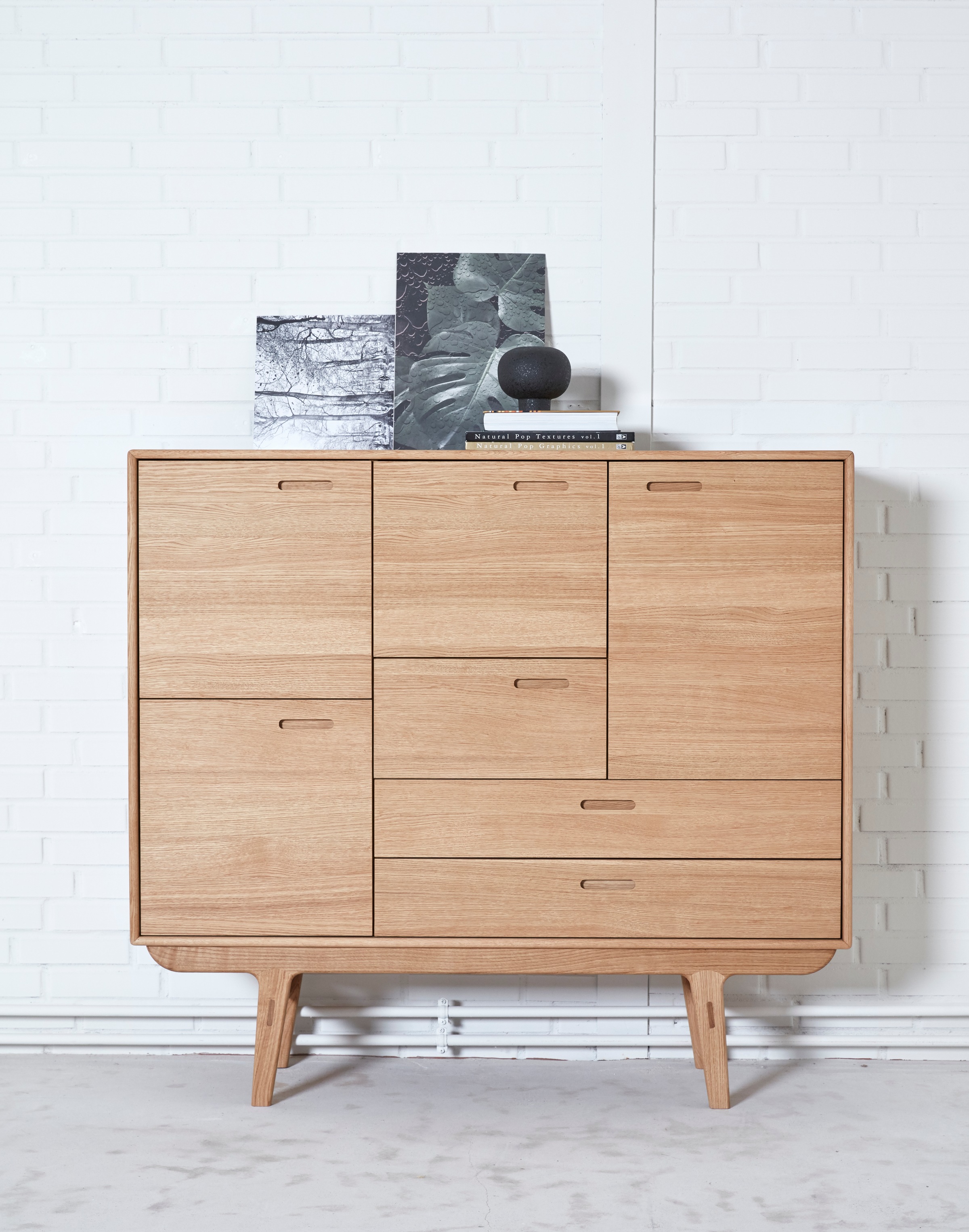 PBJ Highboard »Fifty«, Höhe 122 cm, mit 4 Türen und 3 Schubladen
