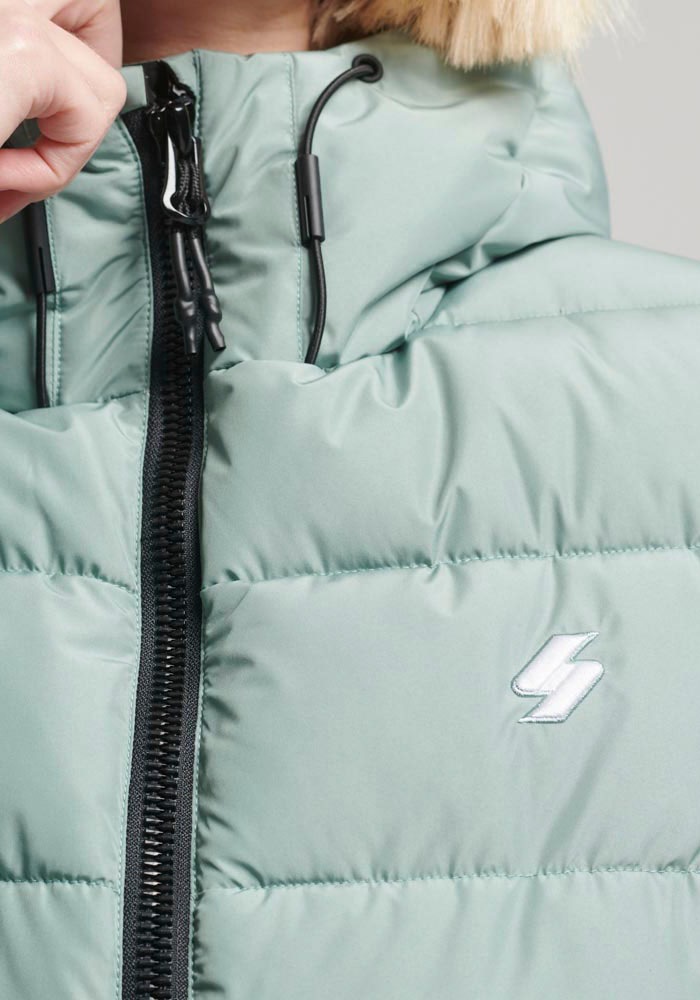 Superdry Steppjacke »HOODED SPIRIT SPORTS PUFFER«, mit Kapuze, aus wasserabweisendem Material