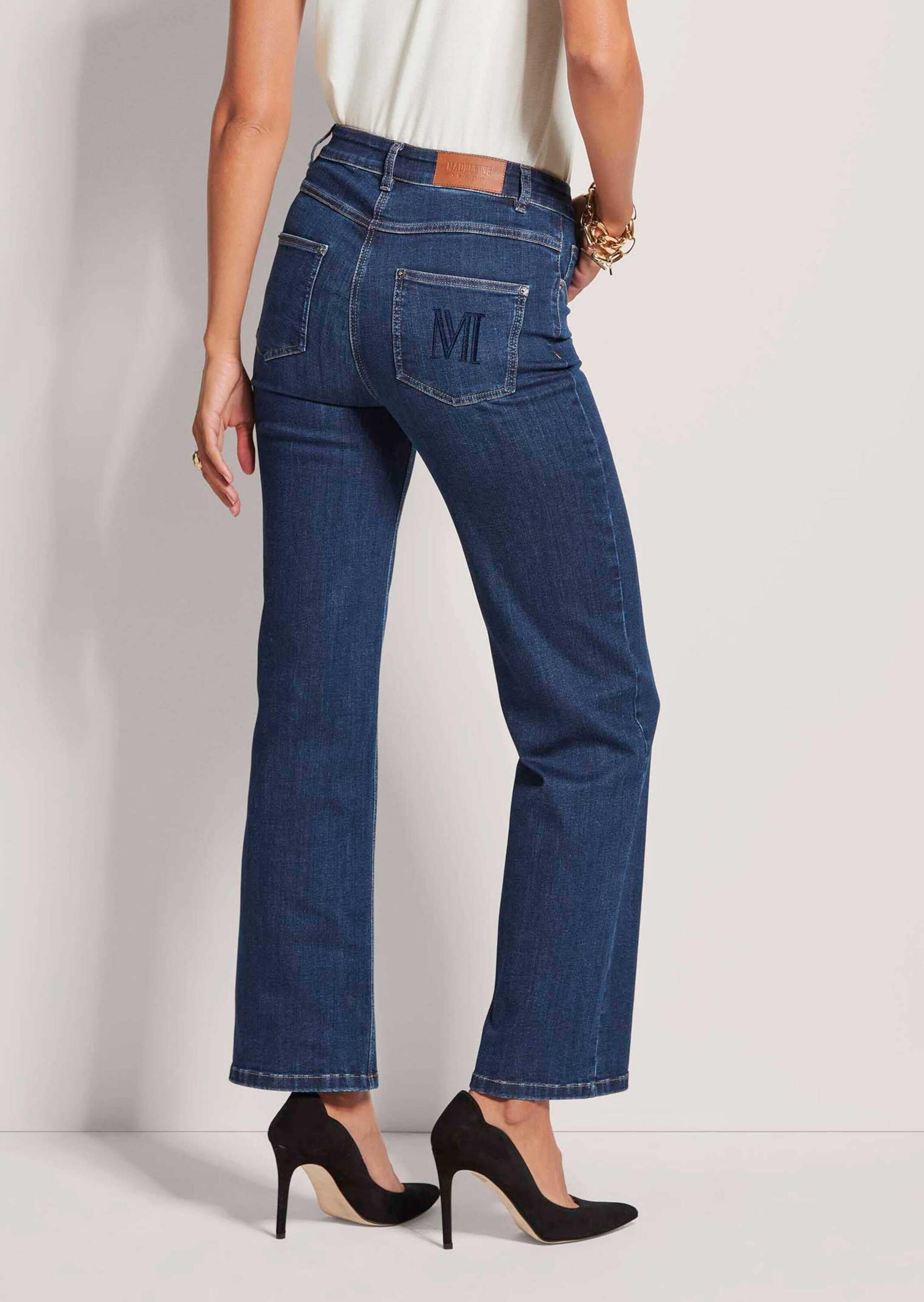 MADELEINE Regular-fit-Jeans »M-Jeans, weit M-Jeans in gerader Form mit Logo-Stickerei«