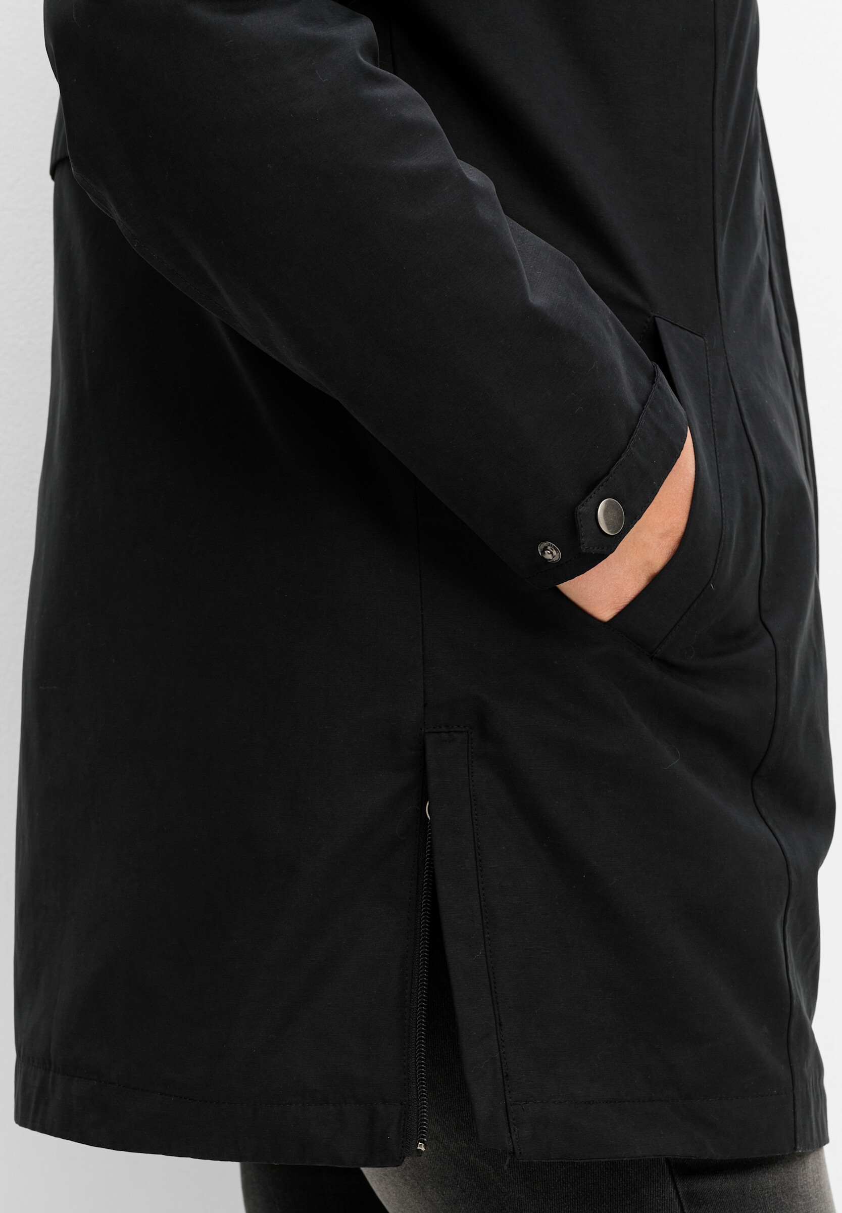 Sheego Parka »Outdoorjacke Parka in wasserabweisender Qualität« Abnehmbare Kapuze