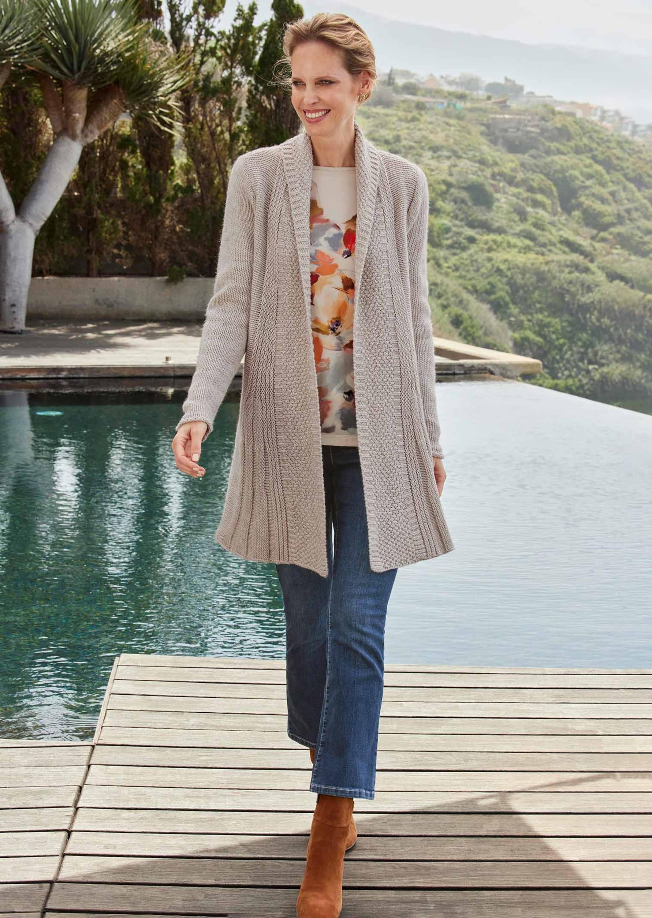 GOLDNER Strickjacke »Kurzgröße Supersofte ausgestellte Strickjacke«