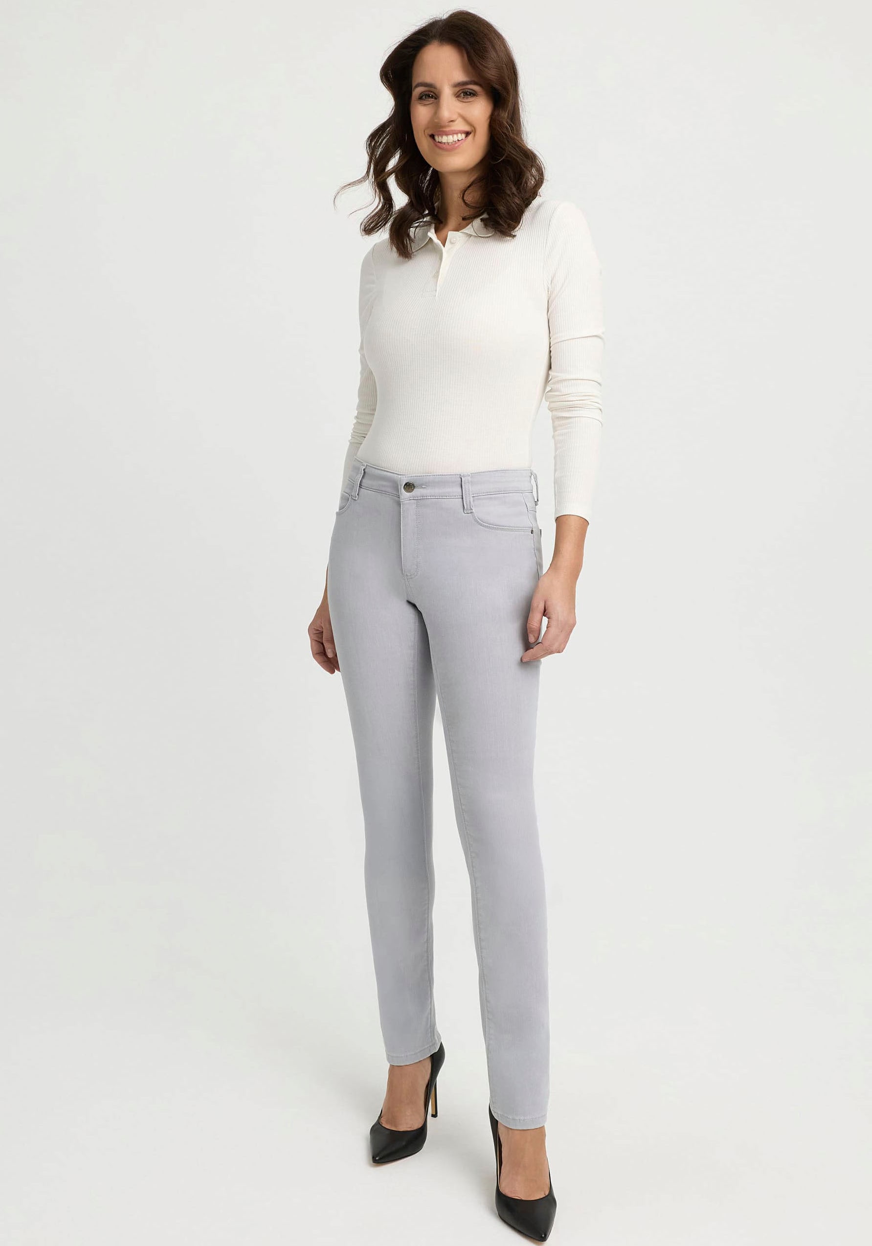 wonderjeans Slim-fit-Jeans, Klassischer gerader Schnitt