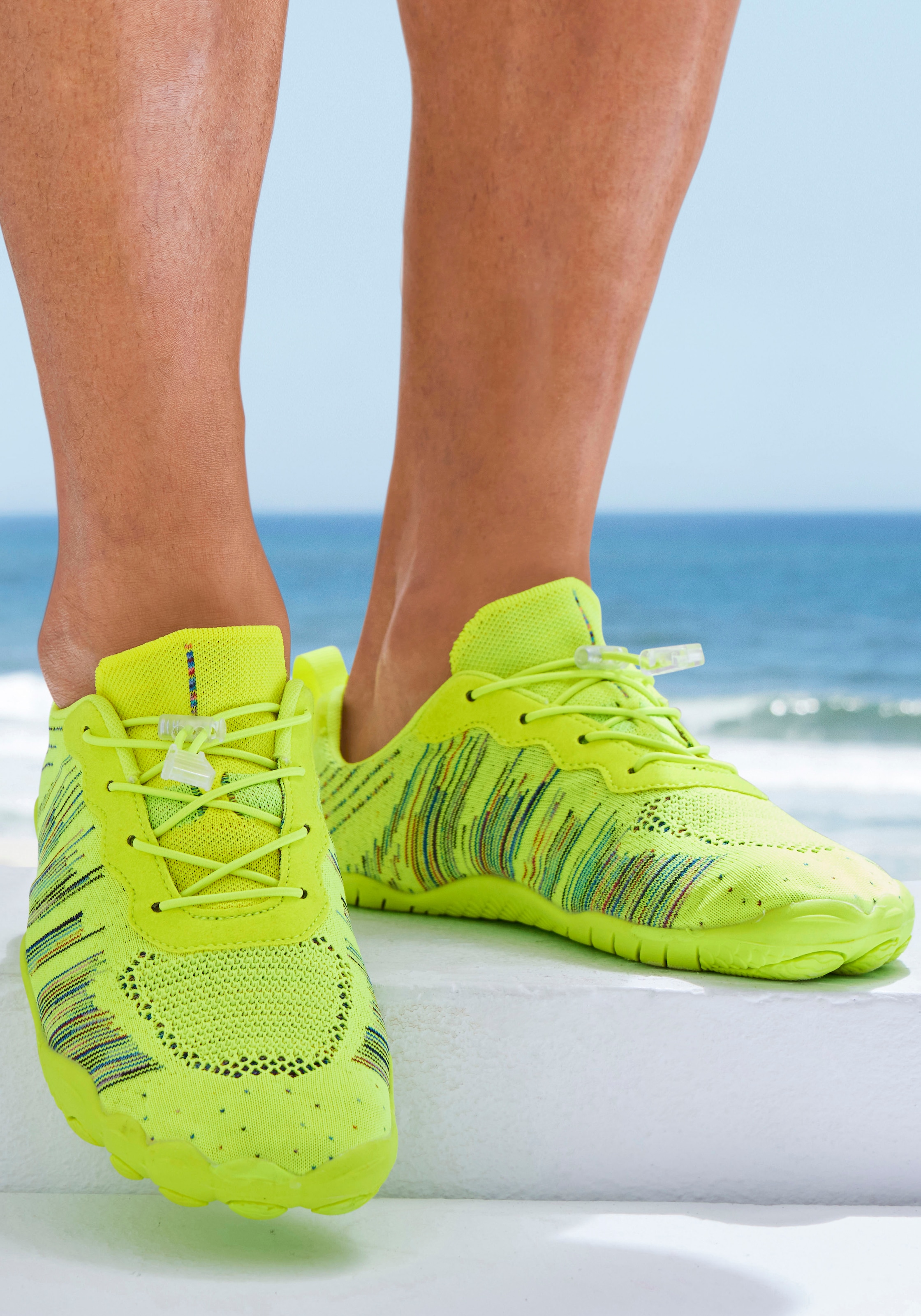 Venice Beach Aquaschuh »Badeschuh, Slipper, Wasserschuh«  mit elastischen Bändern für schnelles Reinschlüpfen, Unisex VEGAN